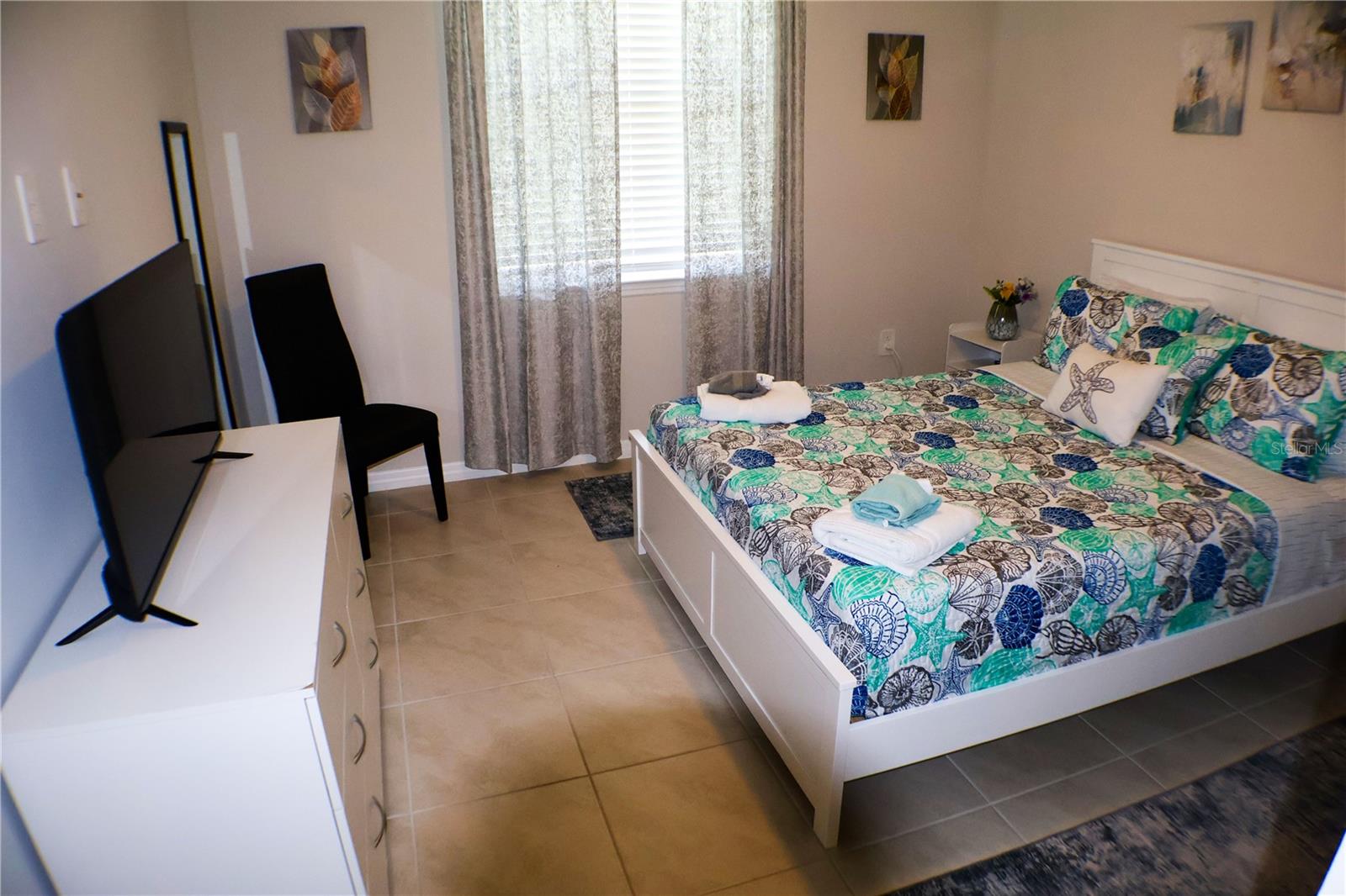 Image 10 of 23 For 10459 Live Oak Road