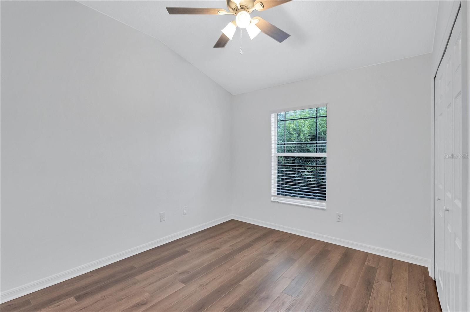 Image 32 of 42 For 14952 Amberjack Terrace 0