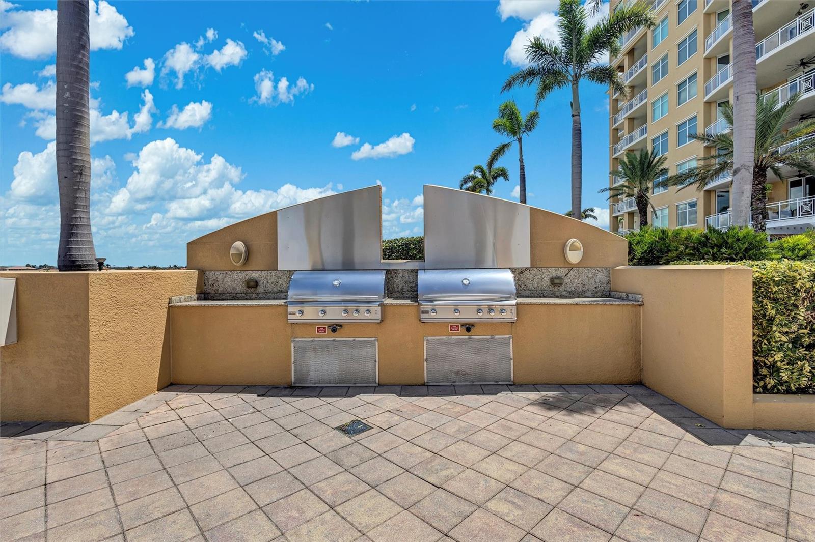 Image 21 of 33 For 130 Riviera Dunes Way 304