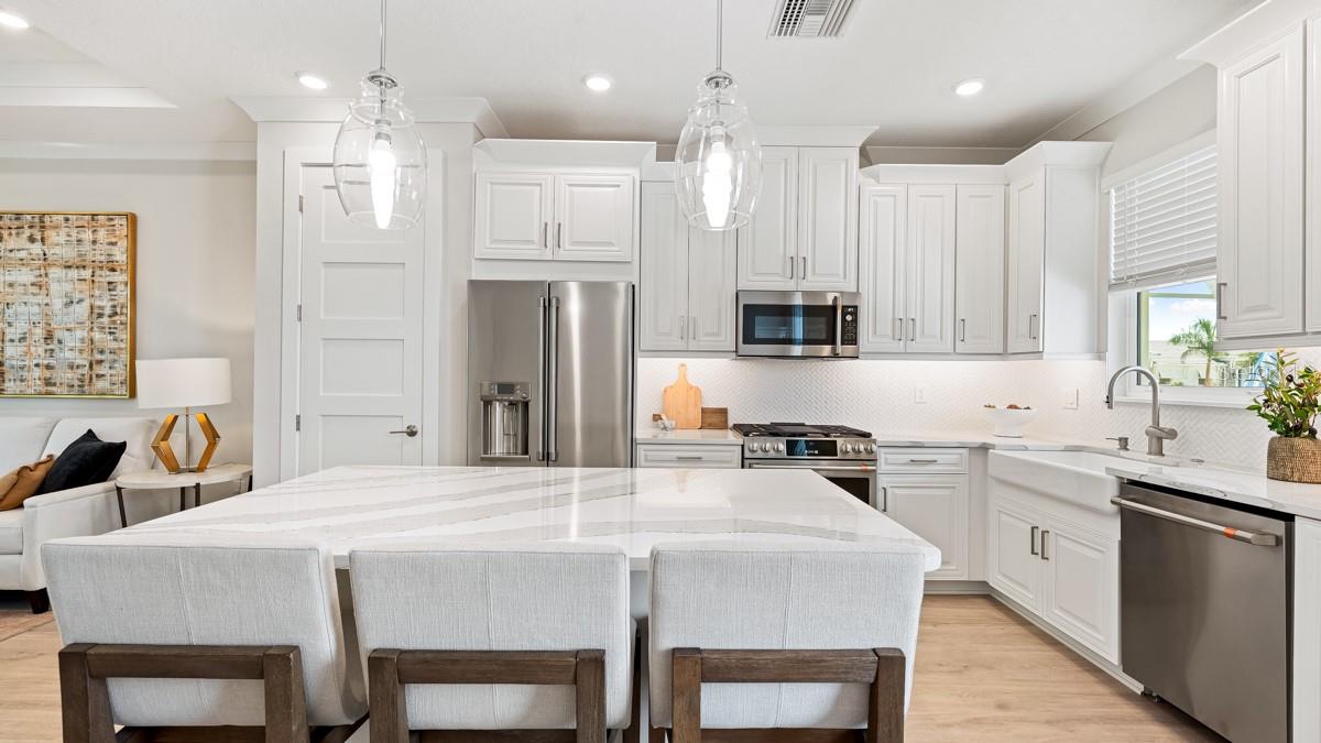 Image 6 of 62 For 4070 Santa Caterina Boulevard 101