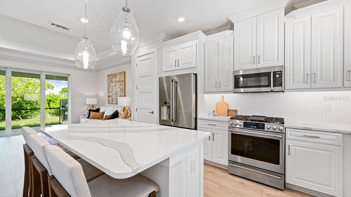 Image 7 of 62 For 4070 Santa Caterina Boulevard 101