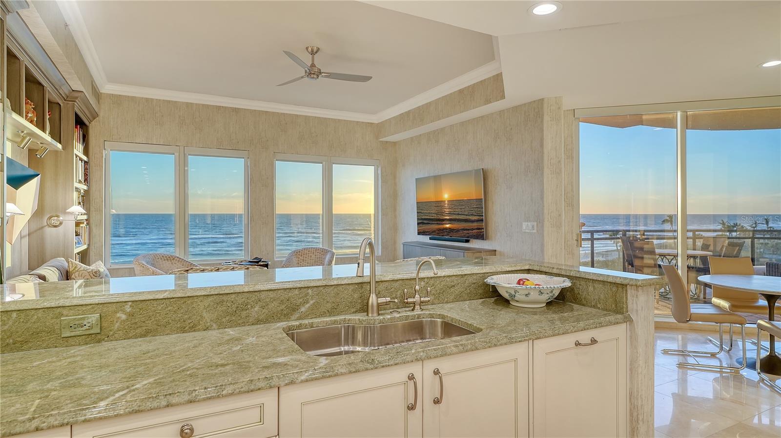 Image 18 of 55 For 2161 Gulf Of Mexico Drive 6