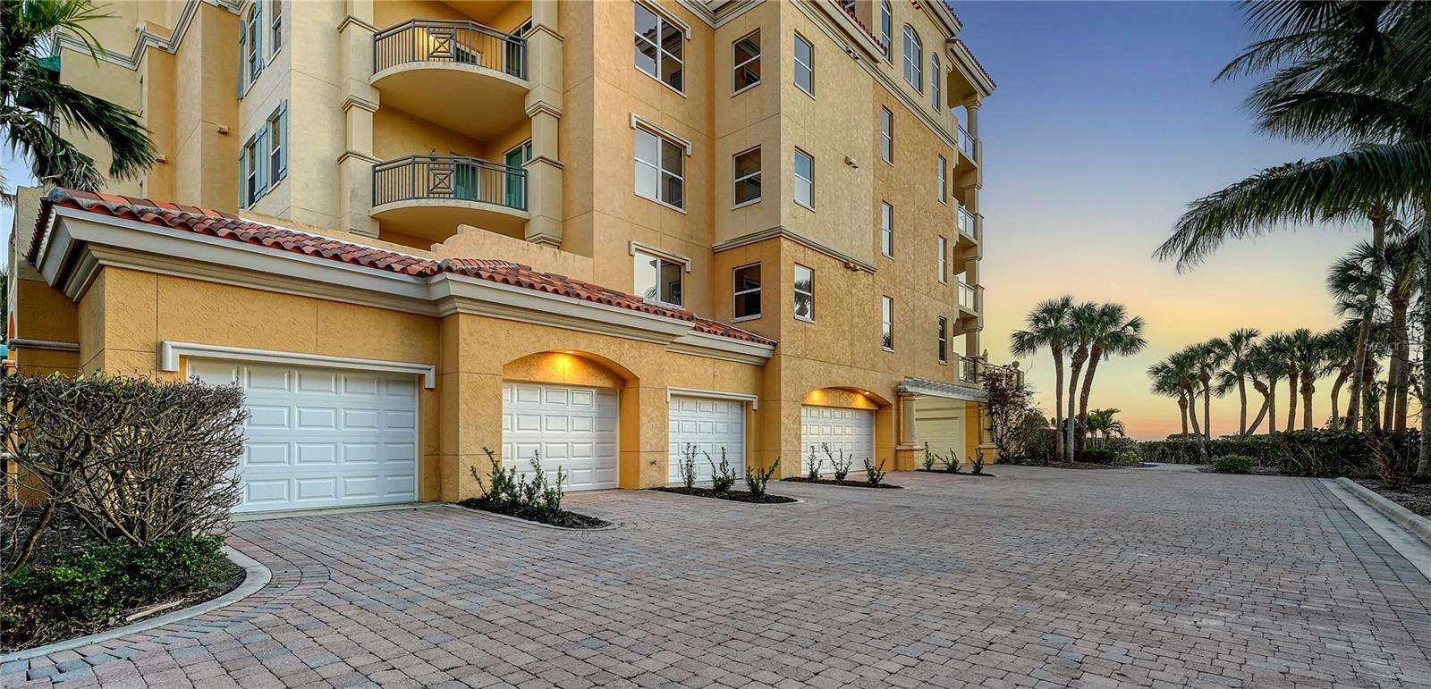 Image 42 of 55 For 2161 Gulf Of Mexico Drive 6