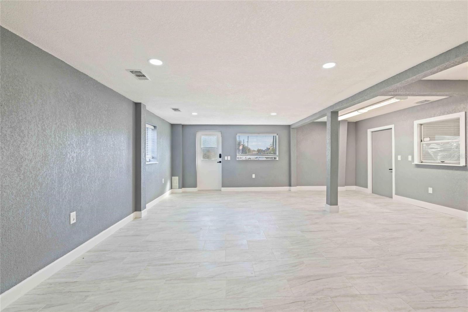 Image 11 of 40 For 6441 San Casa Drive