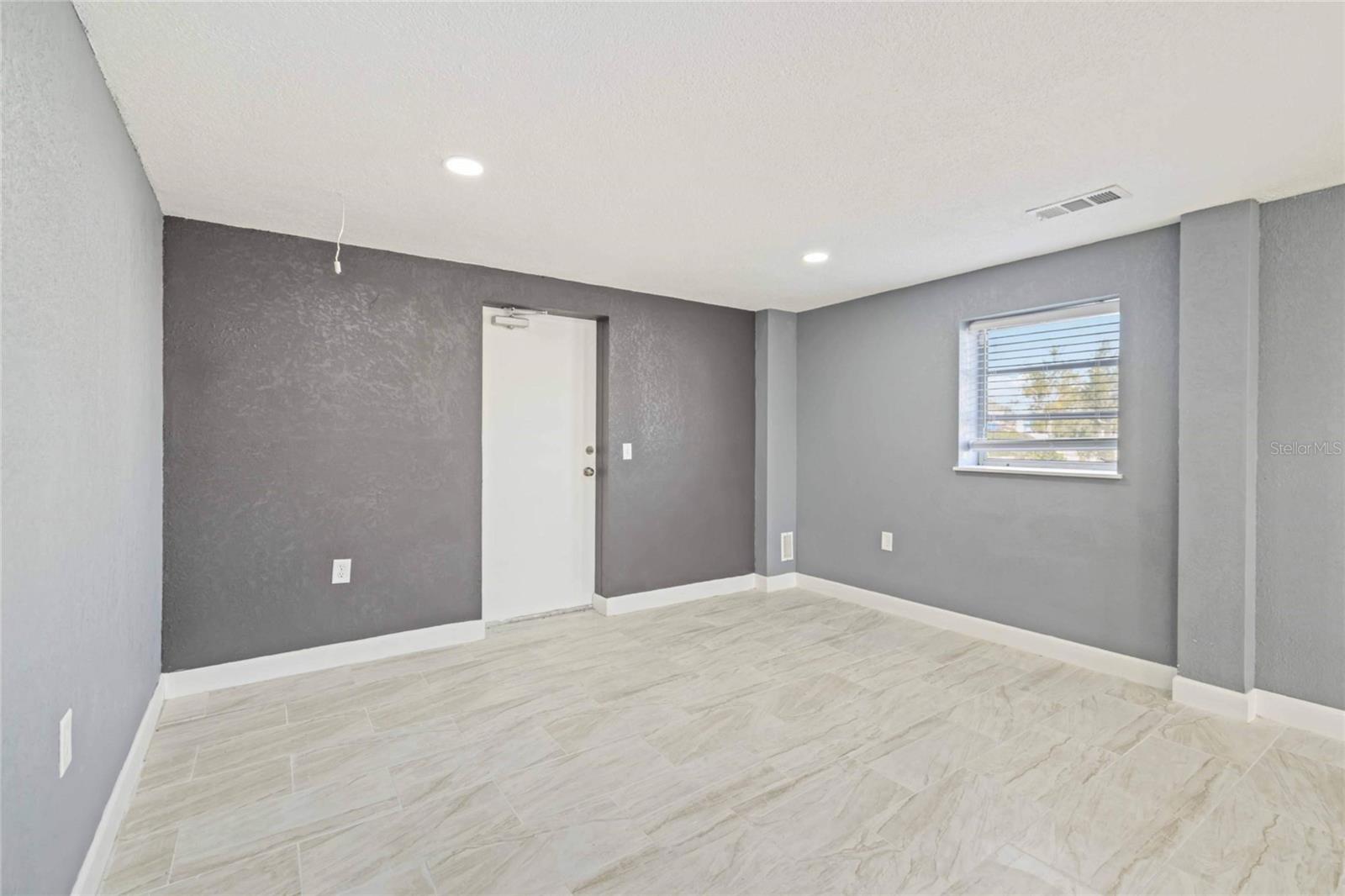 Image 14 of 40 For 6441 San Casa Drive