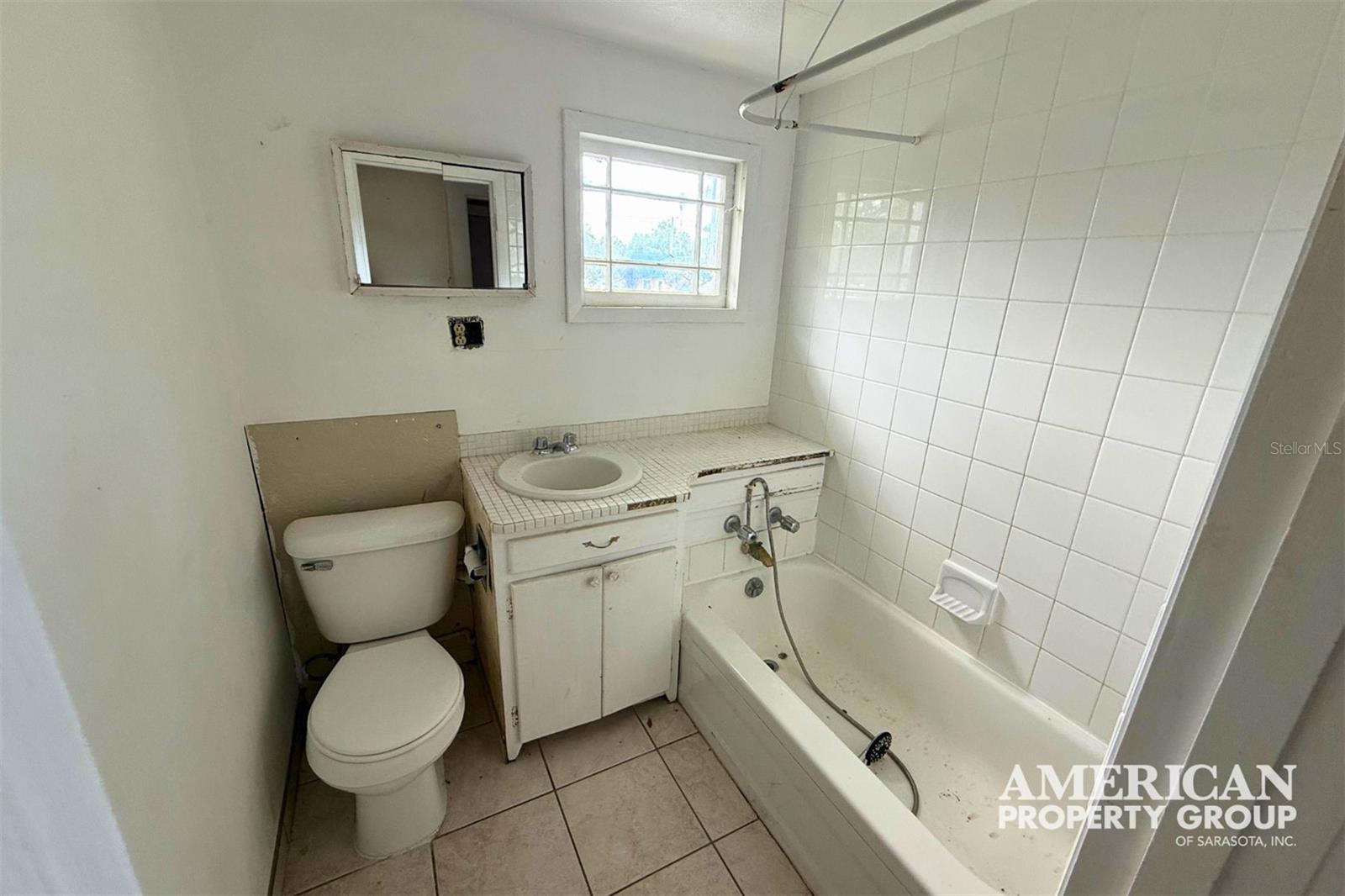 Image 12 of 17 For 1515 7th Avenue W