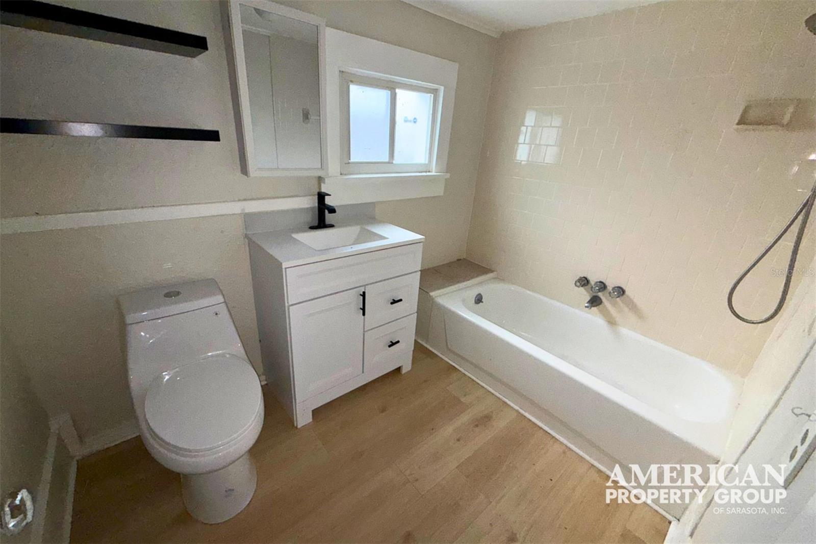 Image 15 of 17 For 1515 7th Avenue W