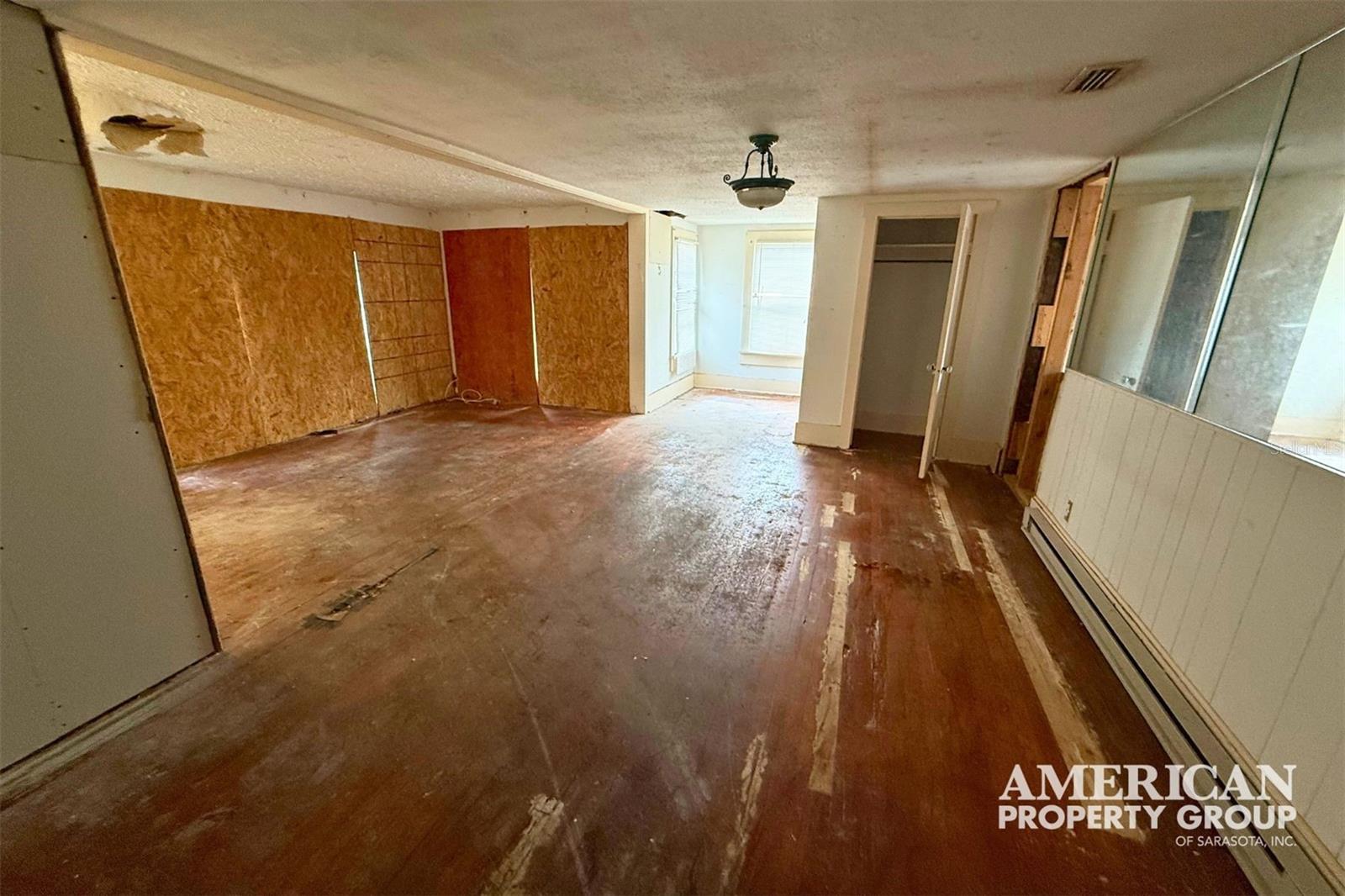 Image 8 of 17 For 1515 7th Avenue W