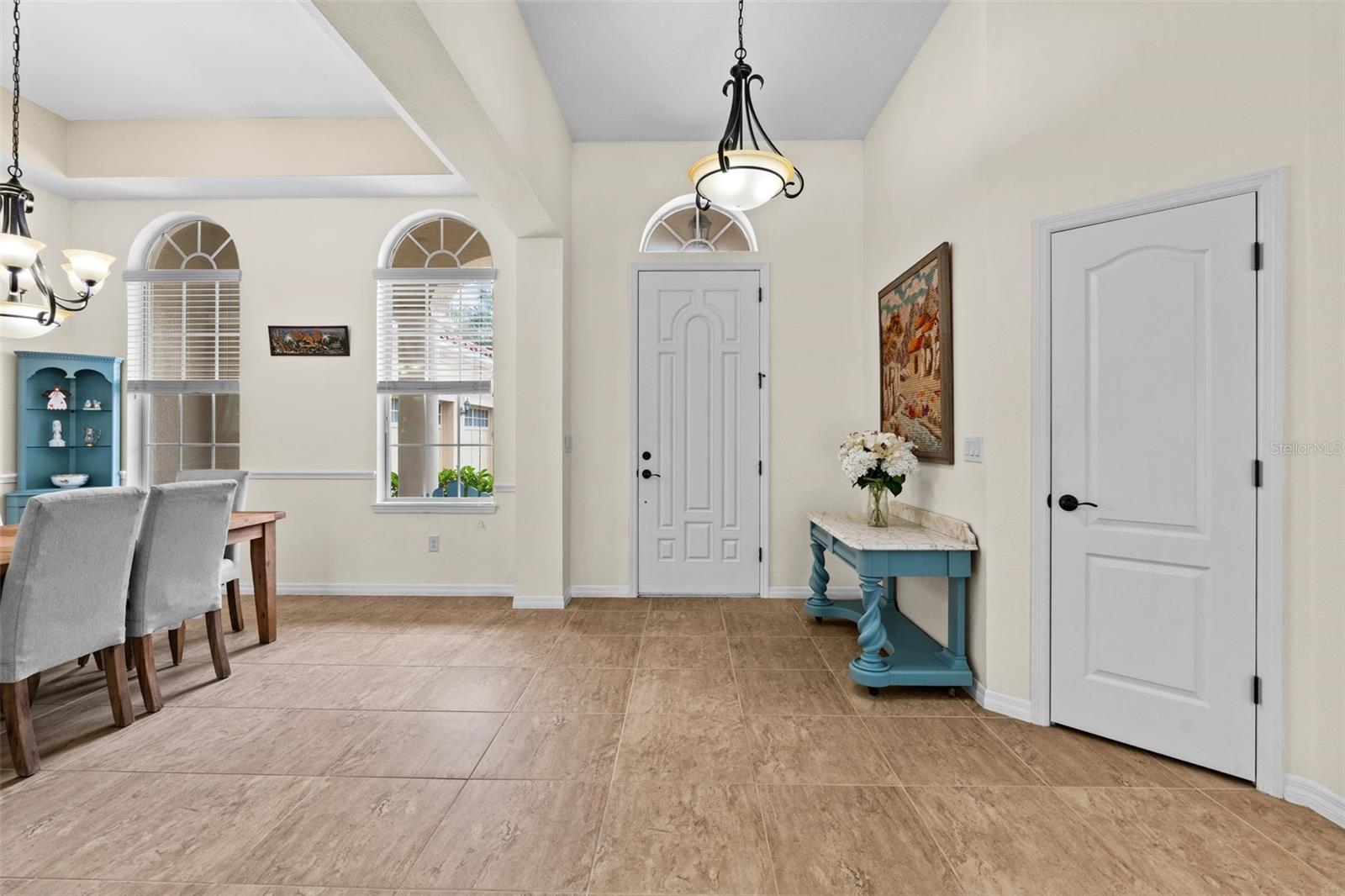 Image 11 of 68 For 17113 1st Drive E
