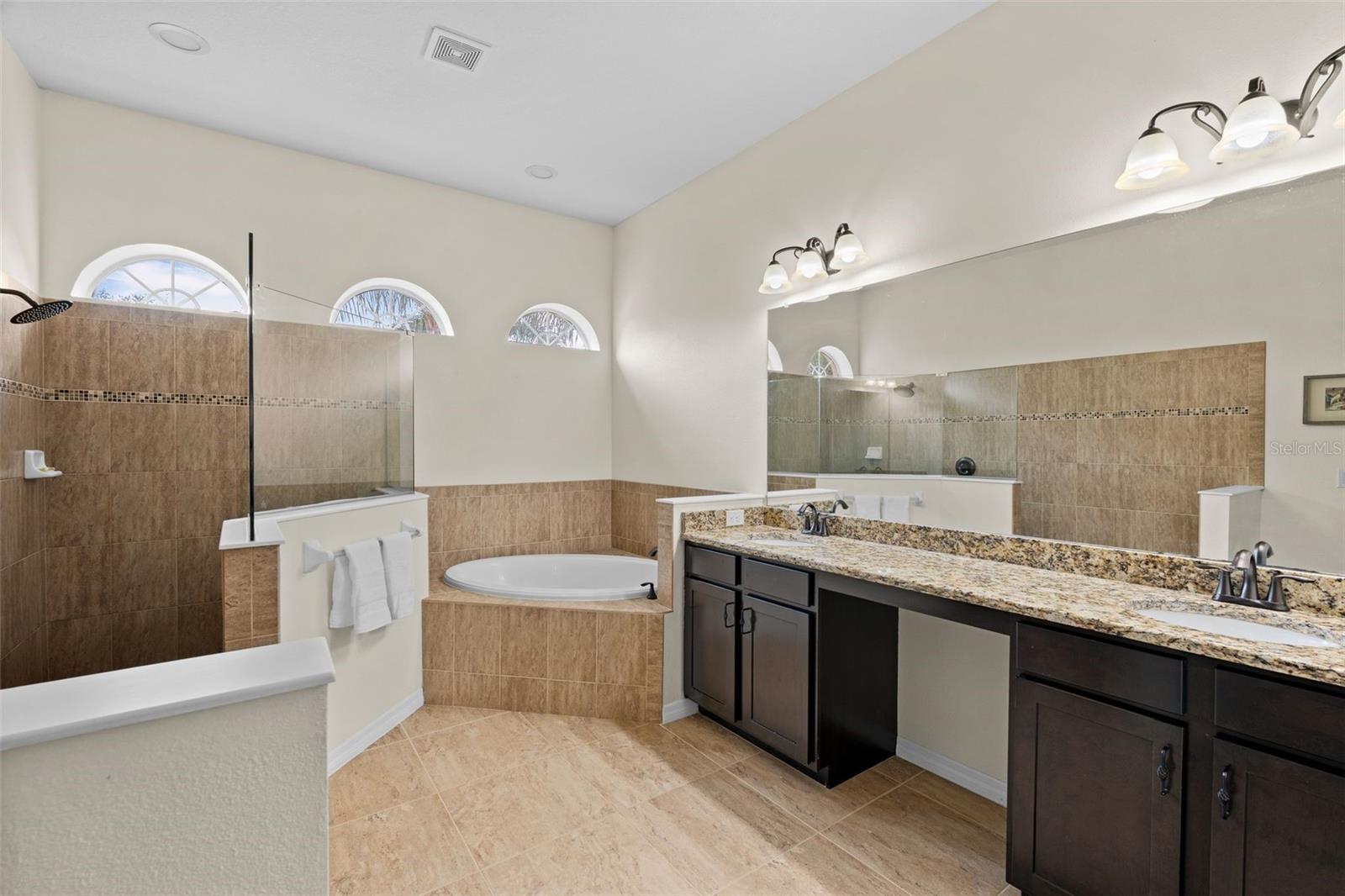 Image 42 of 68 For 17113 1st Drive E