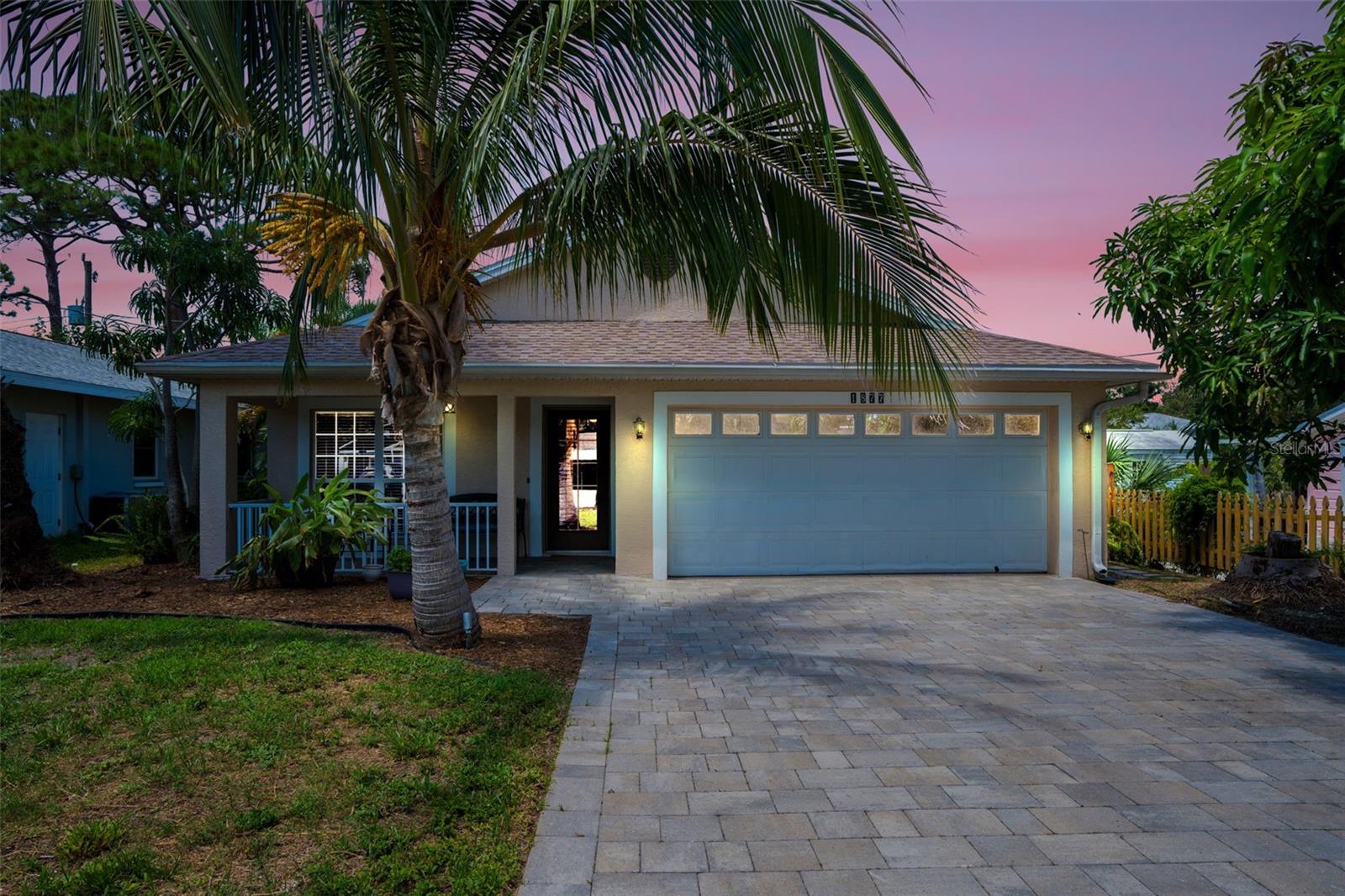 Details for 1877 Vamo Drive, SARASOTA, FL 34231
