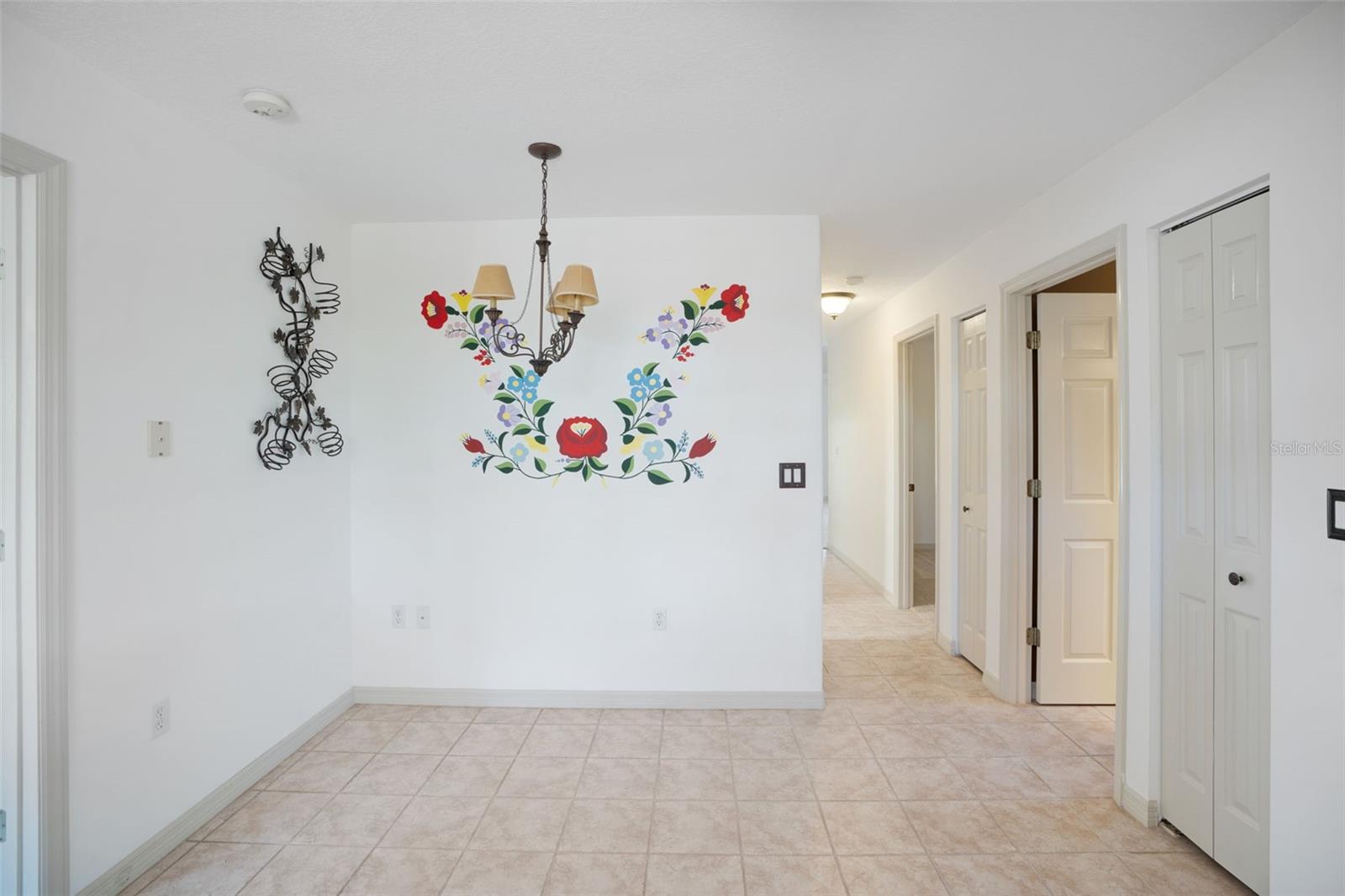 Image 17 of 47 For 1877 Vamo Drive