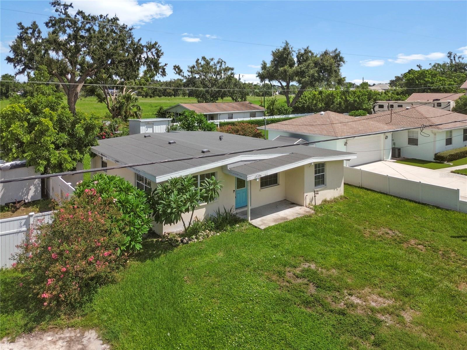 Image 2 of 61 For 1206 8th Street W