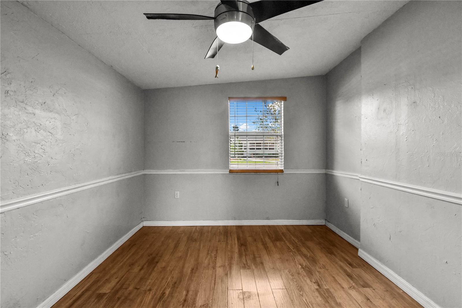 Image 23 of 61 For 1206 8th Street W
