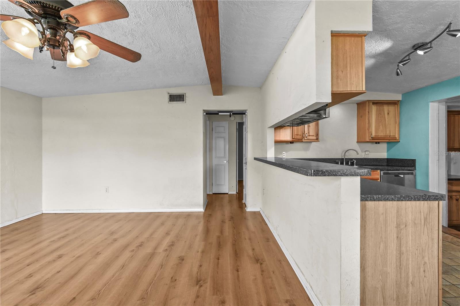 Image 9 of 61 For 1206 8th Street W