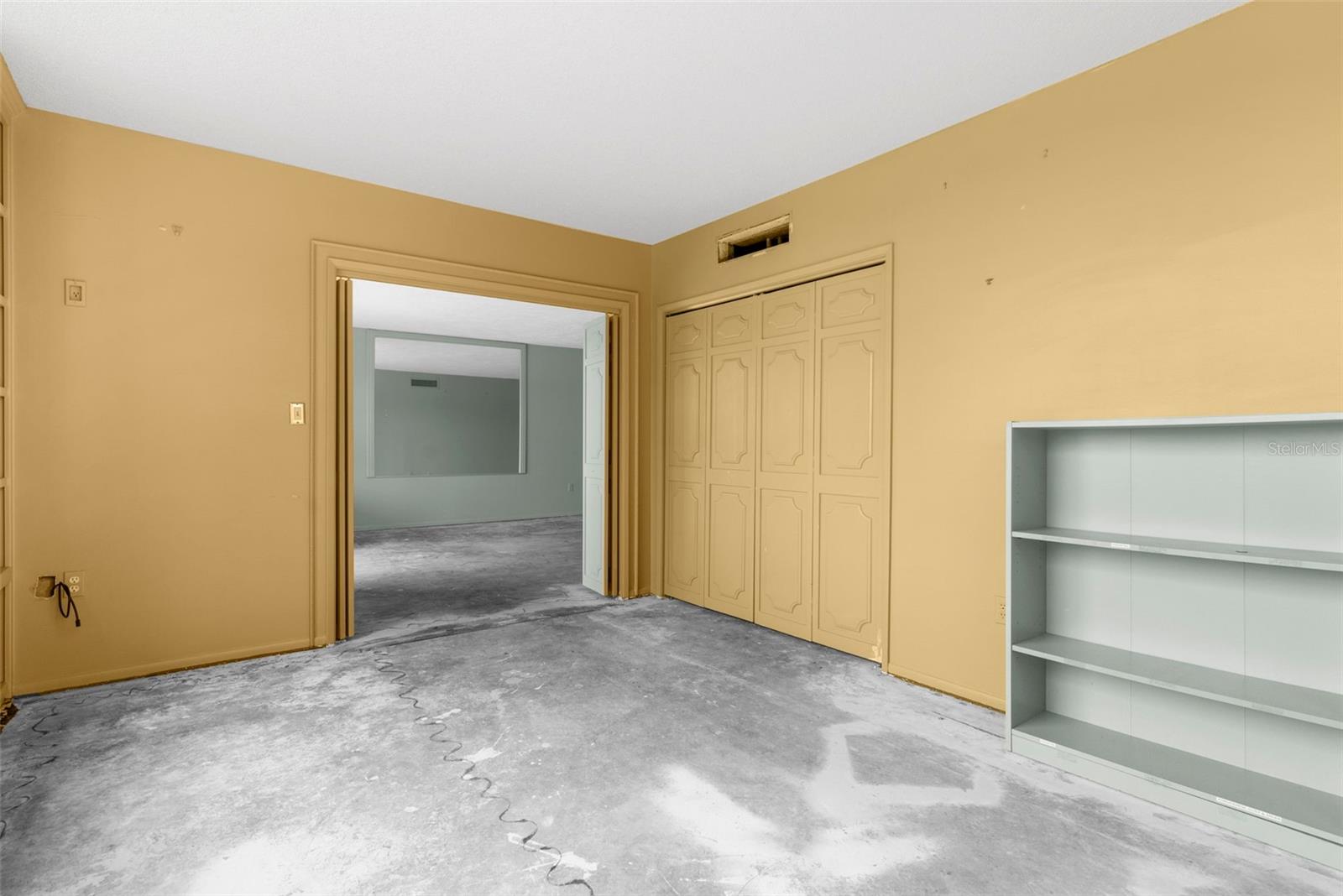 Image 10 of 23 For 7461 Country Club Drive N 310
