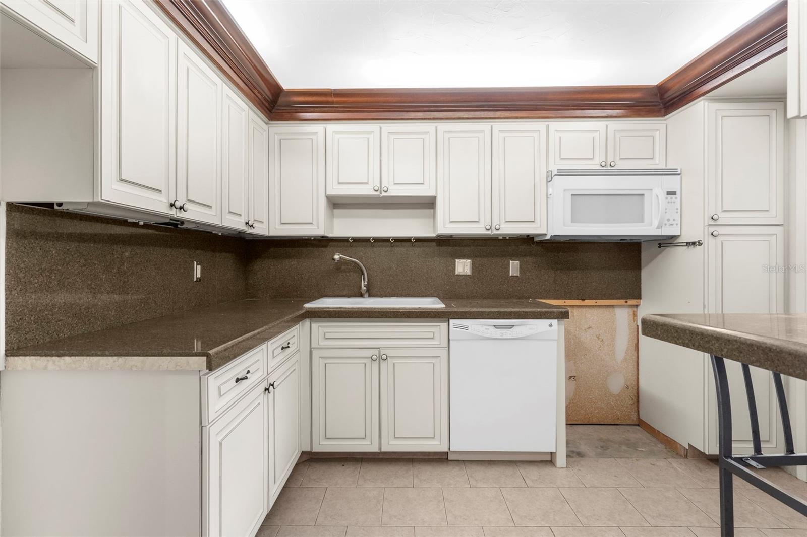 Image 11 of 23 For 7461 Country Club Drive N 310
