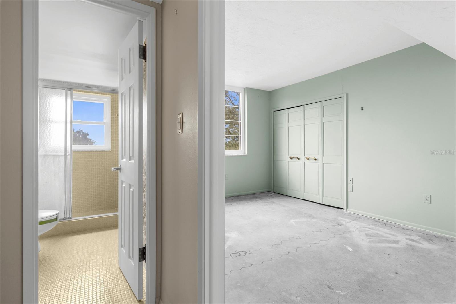 Image 15 of 23 For 7461 Country Club Drive N 310