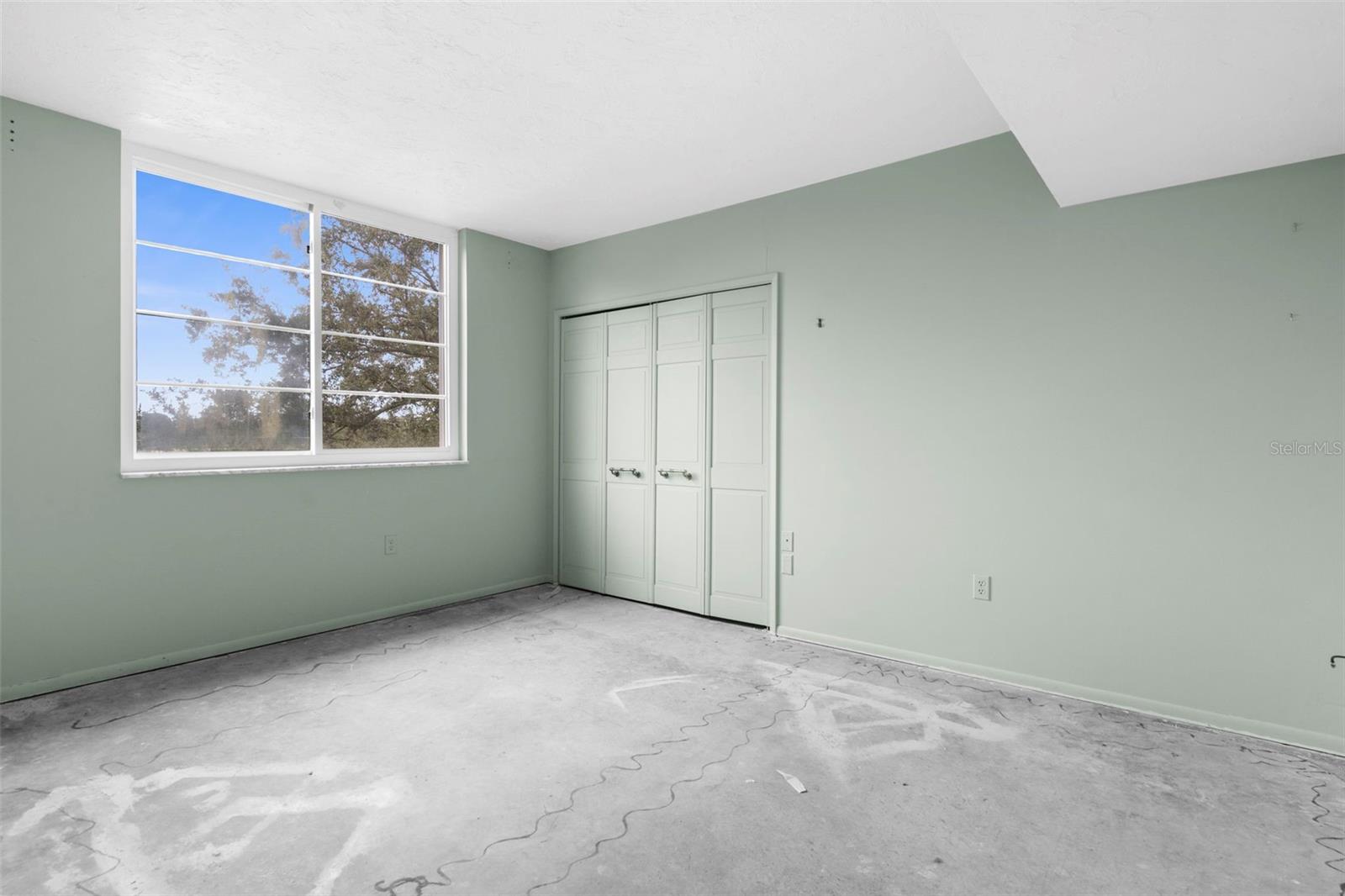 Image 17 of 23 For 7461 Country Club Drive N 310