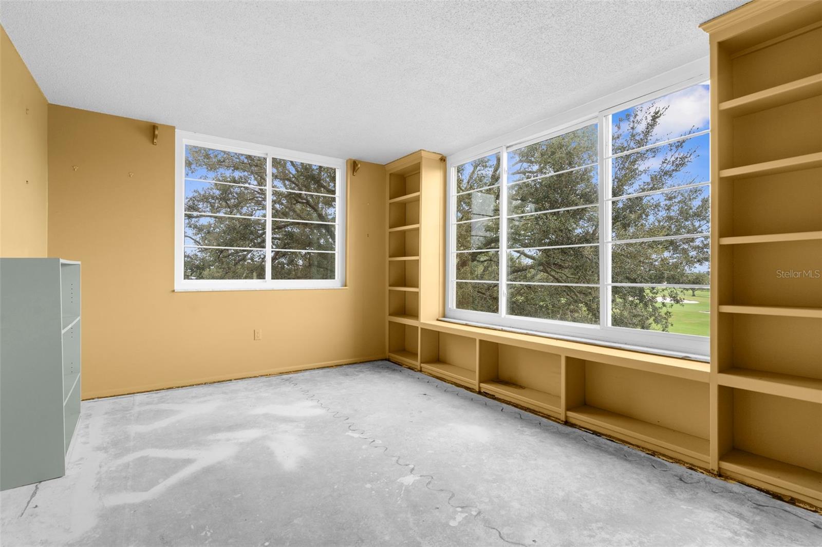 Image 9 of 23 For 7461 Country Club Drive N 310