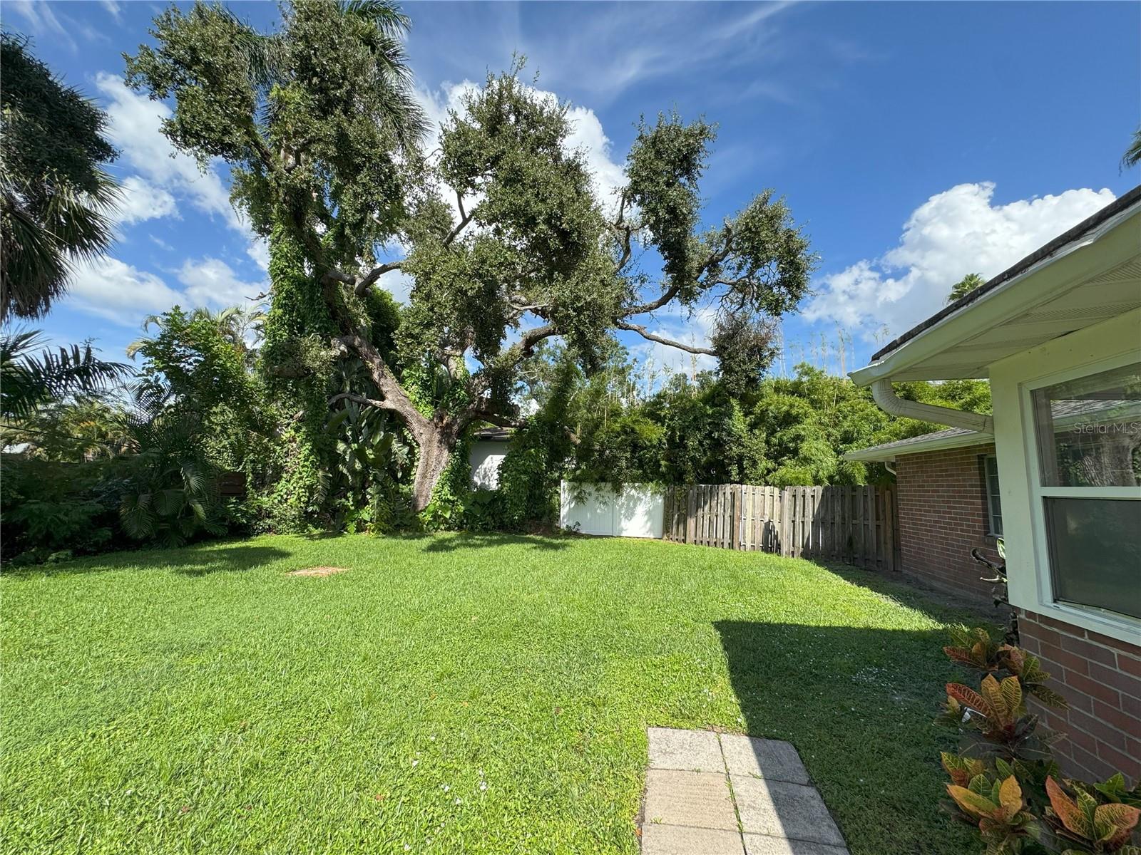 Image 19 of 24 For 2151 Datura Street