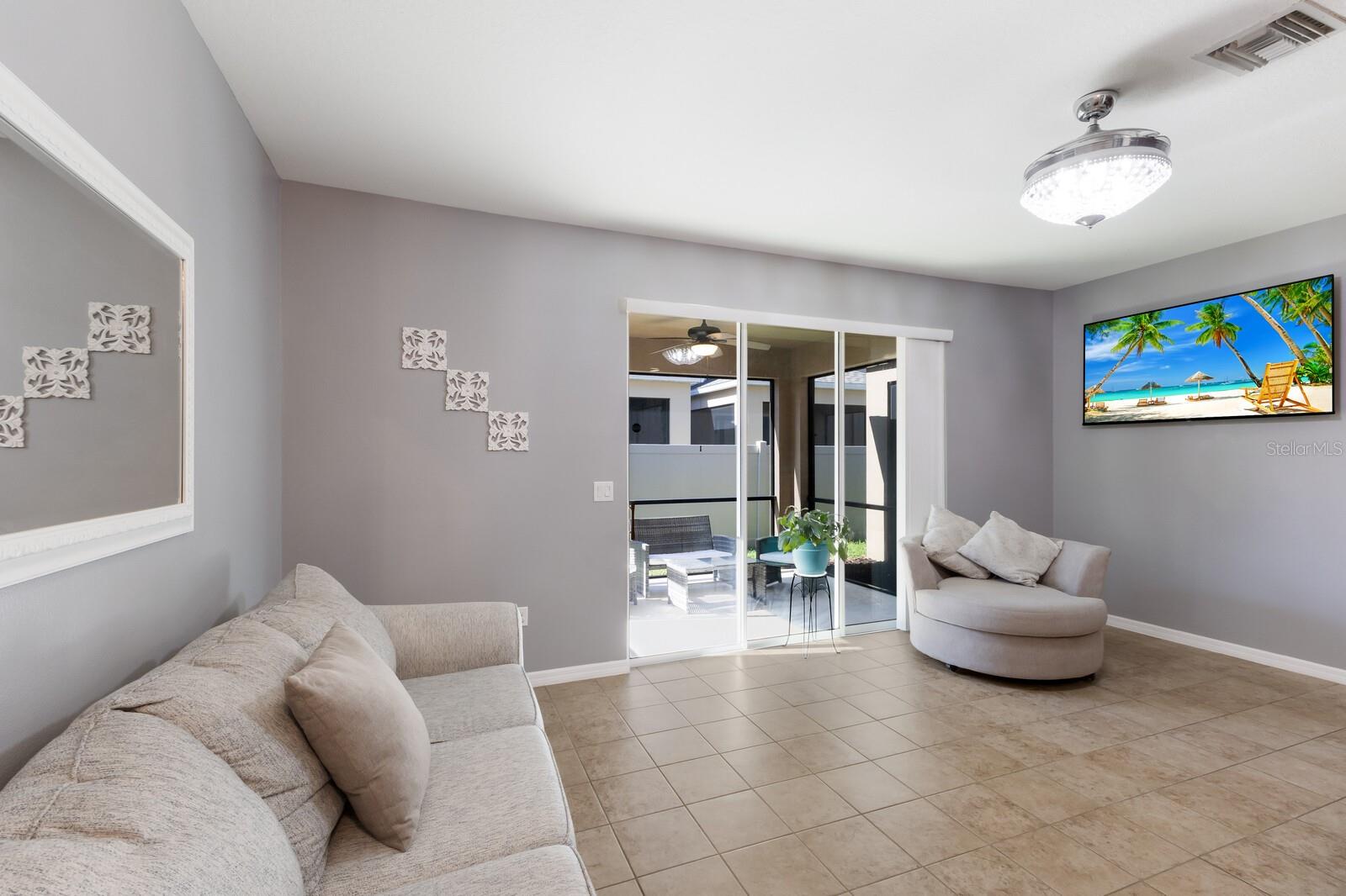 Image 13 of 28 For 4084 71st Avenue N