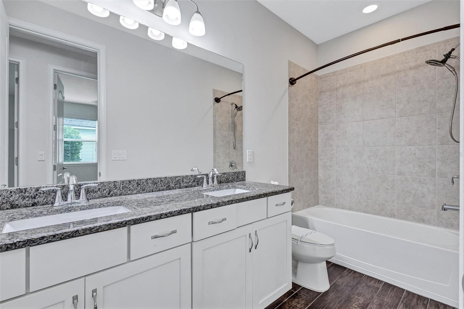 Image 30 of 55 For 5221 Horizon Cove