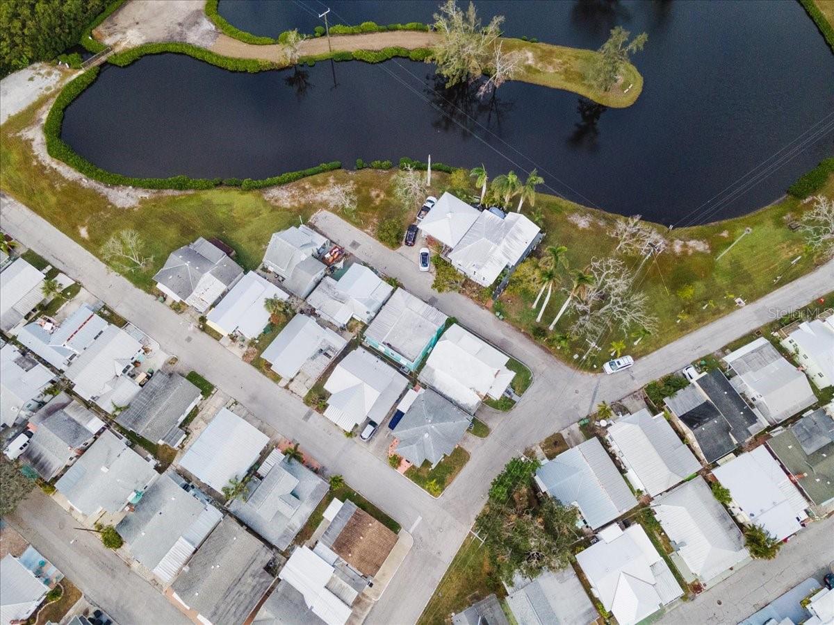 Image 23 of 32 For 9 Seminole Drive