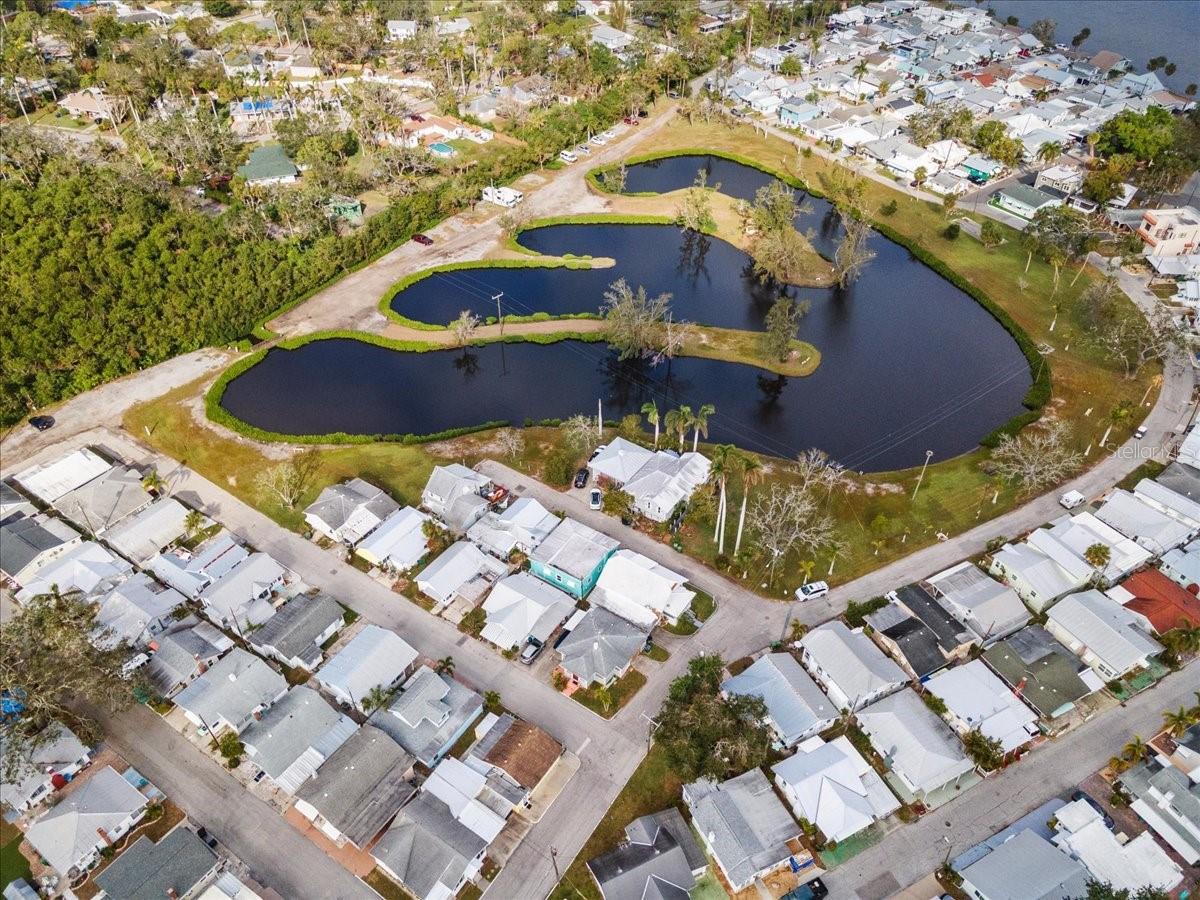 Image 29 of 32 For 9 Seminole Drive