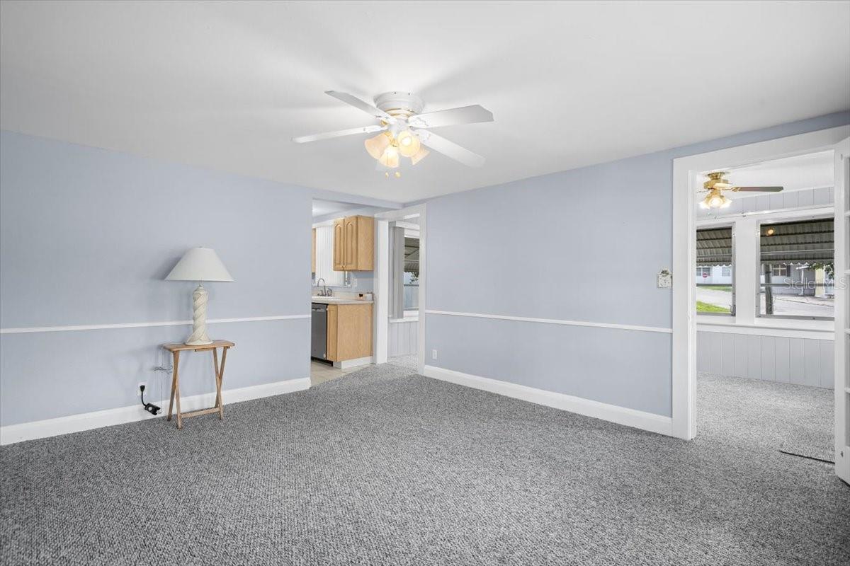 Image 7 of 32 For 9 Seminole Drive