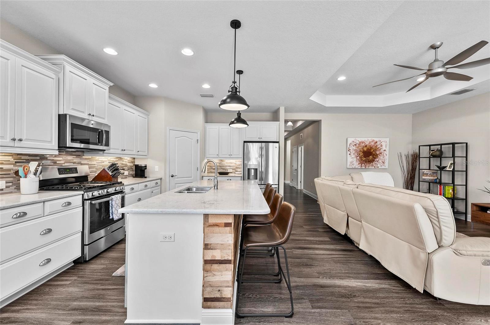 Image 36 of 64 For 6908 White Willow Court