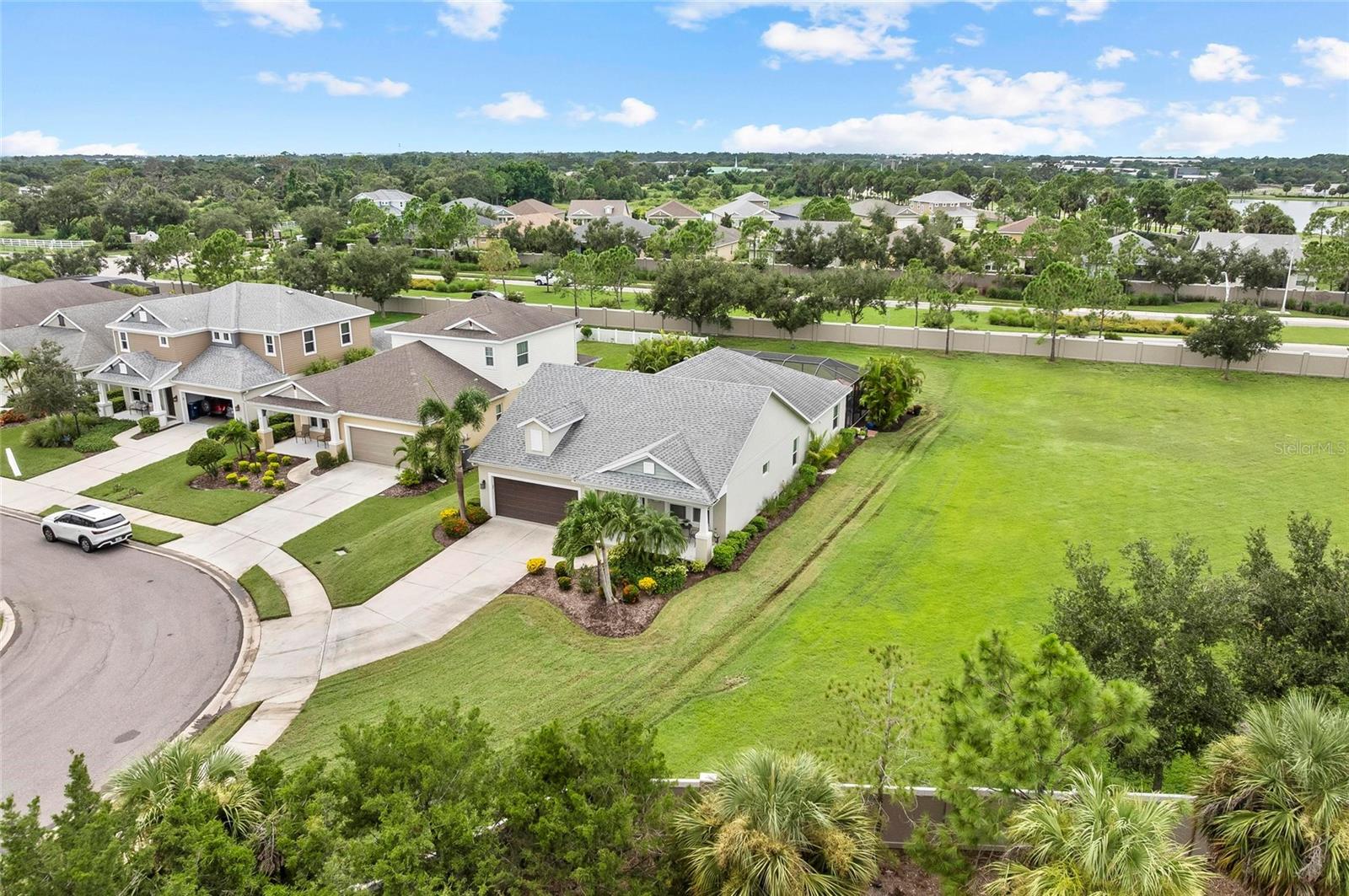 Image 5 of 64 For 6908 White Willow Court