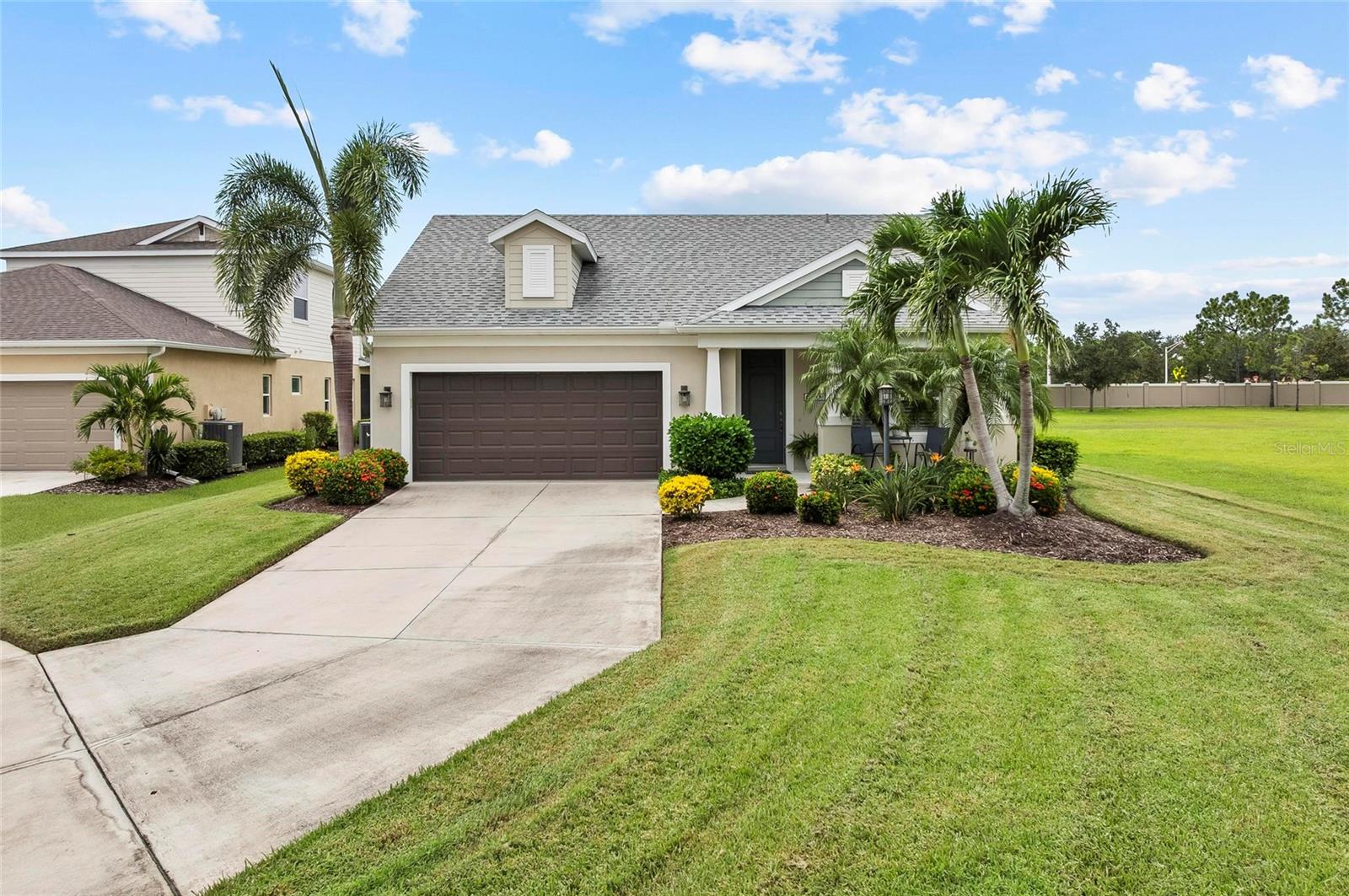Image 6 of 64 For 6908 White Willow Court