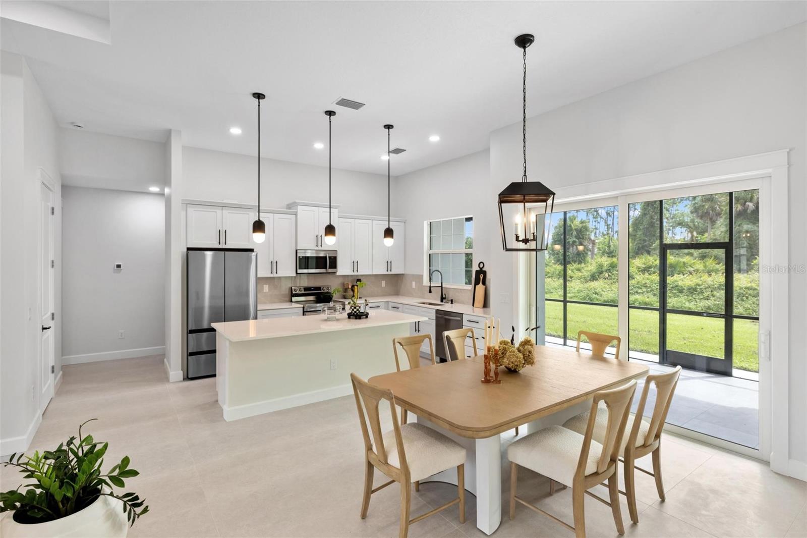 Image 13 of 43 For 1022 Lavina Street