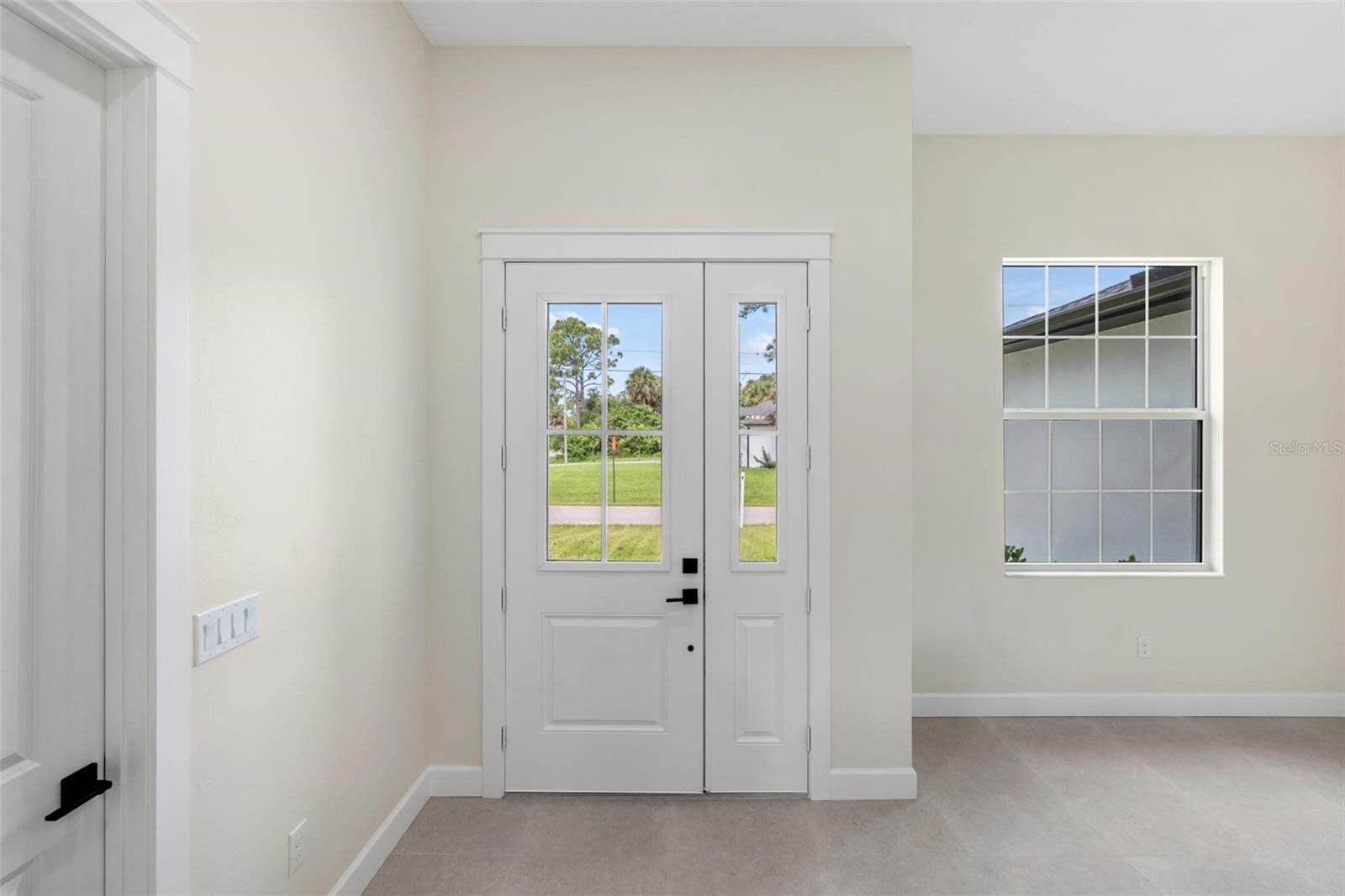 Image 2 of 43 For 1022 Lavina Street