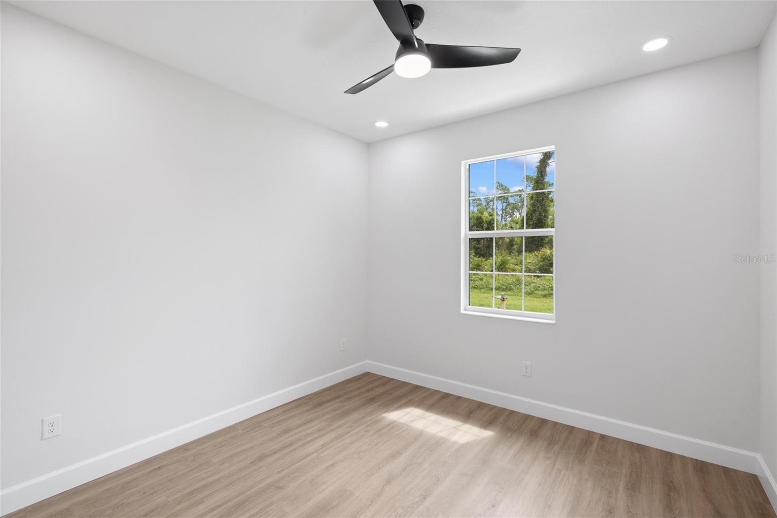 Image 26 of 43 For 1022 Lavina Street