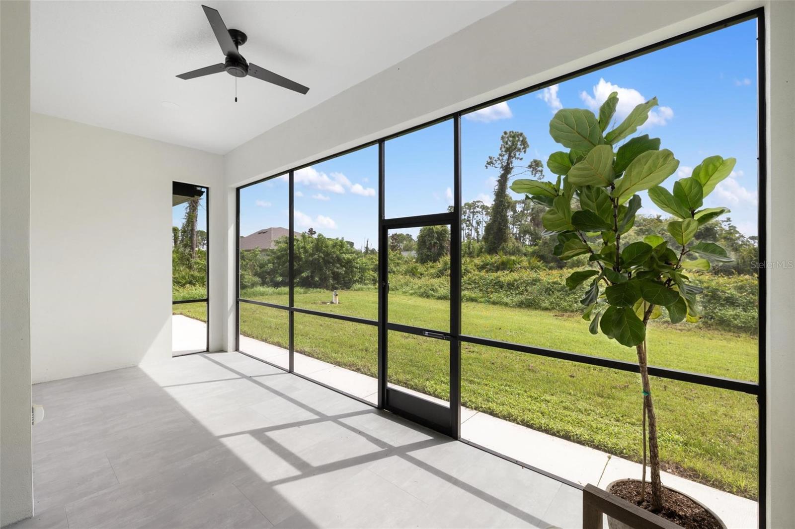 Image 34 of 43 For 1022 Lavina Street