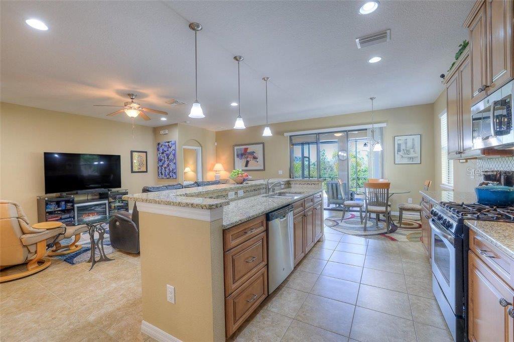 Image 14 of 56 For 8168 36th Street E