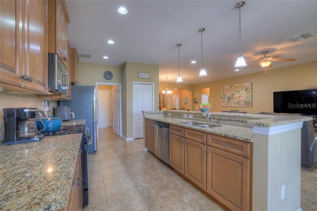 Image 18 of 56 For 8168 36th Street E