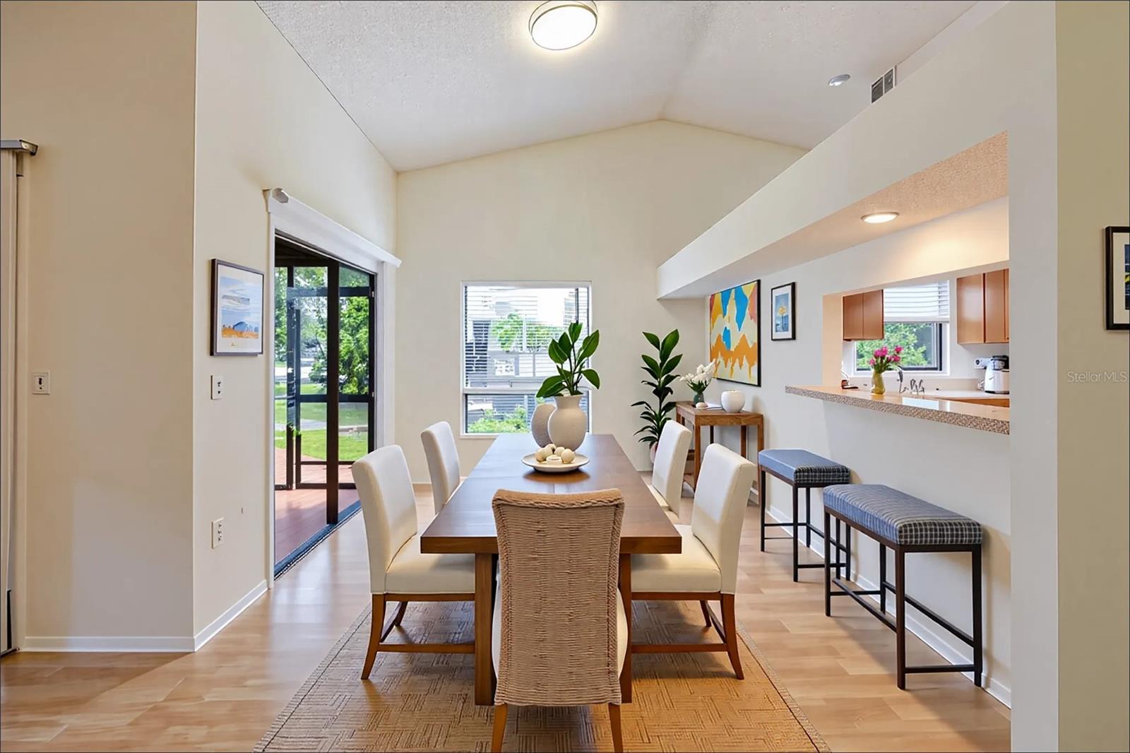 Image 11 of 35 For 5021 Barrington Circle 302