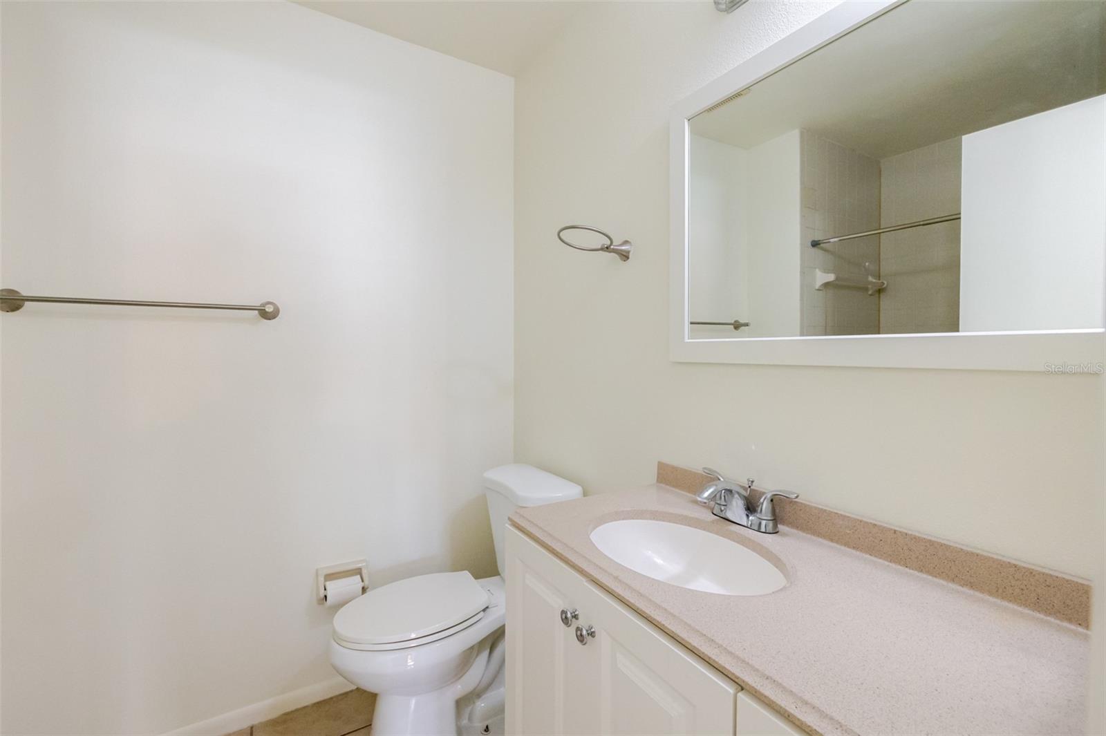 Image 23 of 35 For 5021 Barrington Circle 302