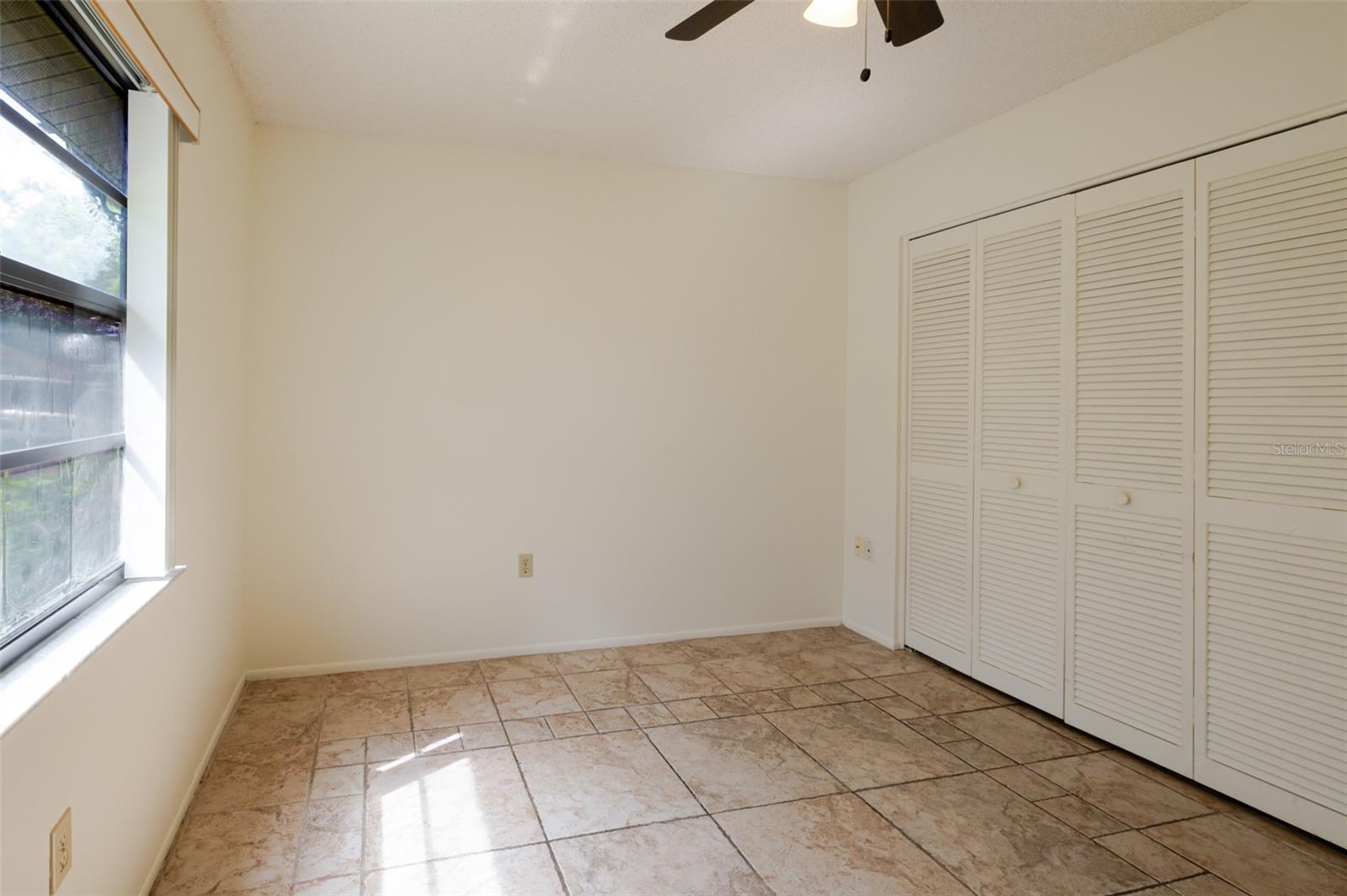 Image 26 of 35 For 5021 Barrington Circle 302