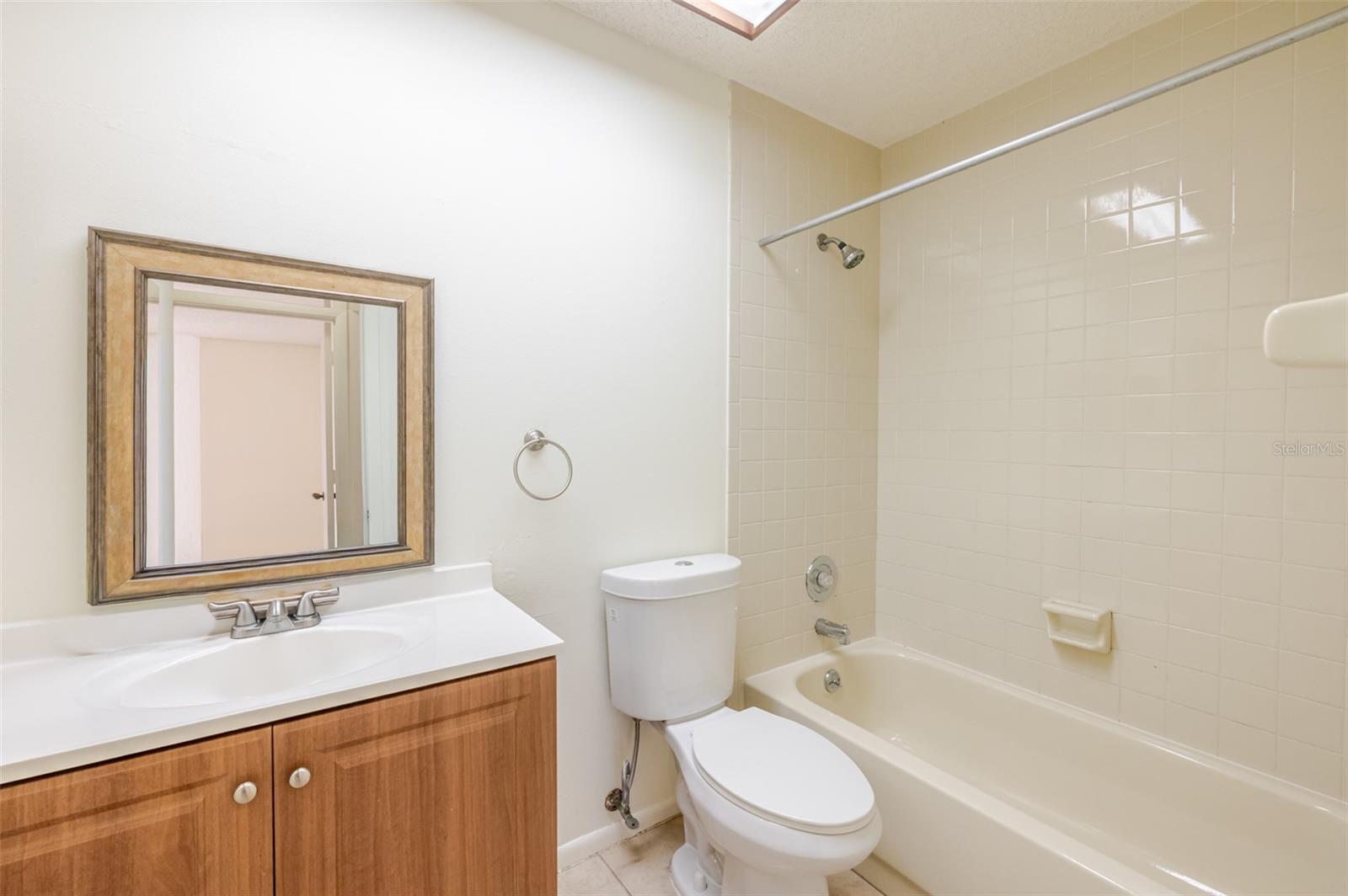 Image 28 of 35 For 5021 Barrington Circle 302