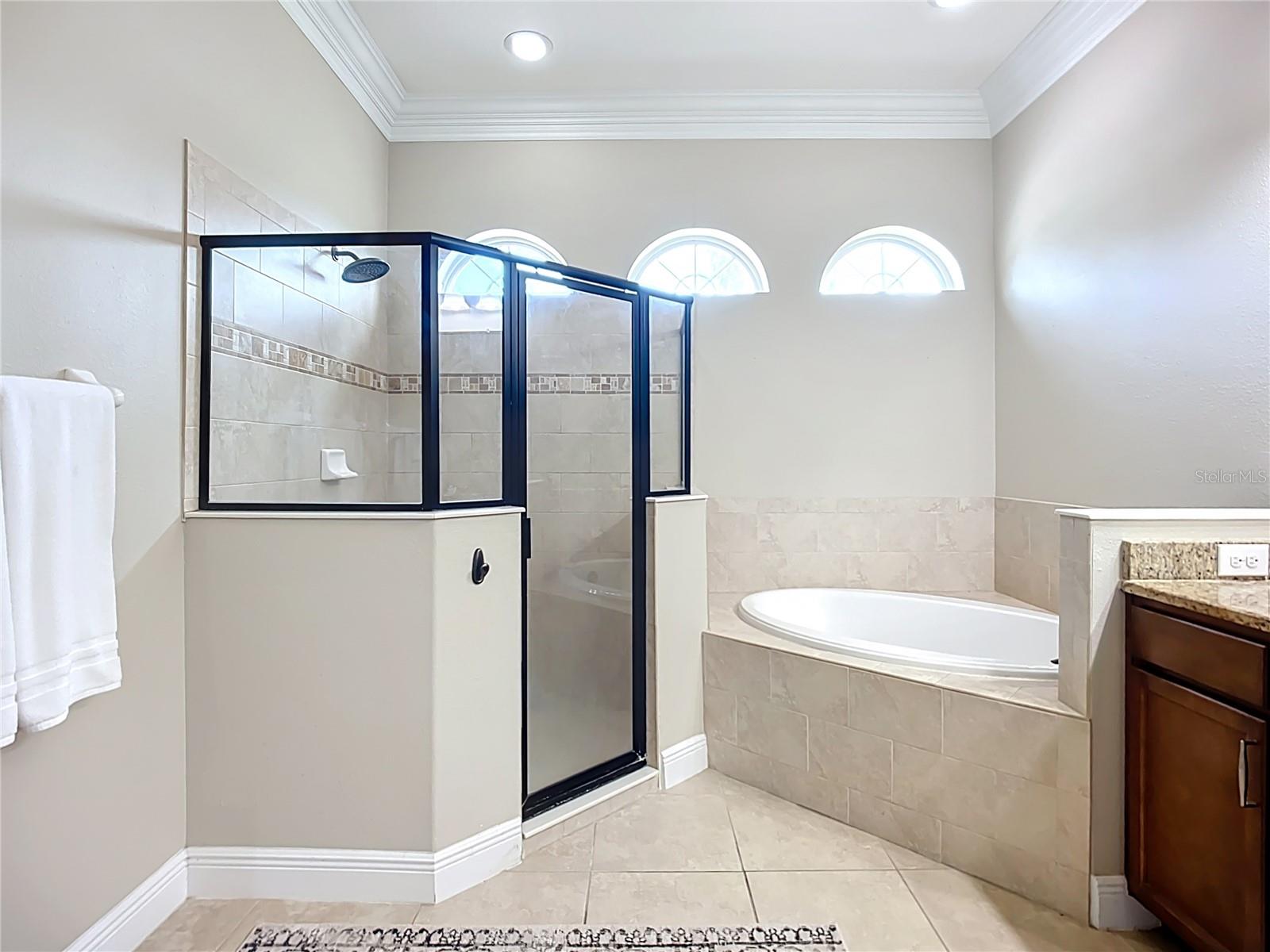 Image 44 of 82 For 314 167th Boulevard Ne