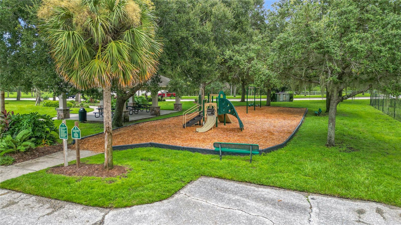 Image 76 of 82 For 314 167th Boulevard Ne
