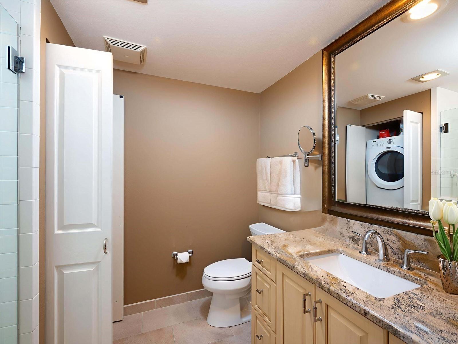 Image 22 of 94 For 1255 Gulfstream Avenue 1003