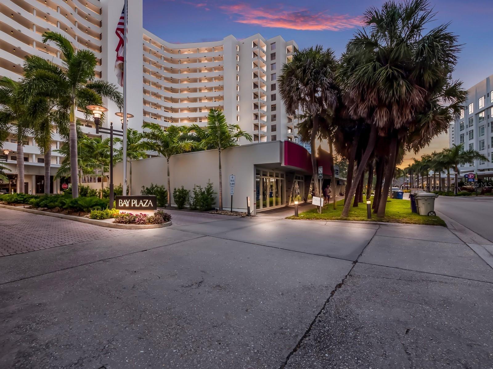 Image 36 of 94 For 1255 Gulfstream Avenue 1003
