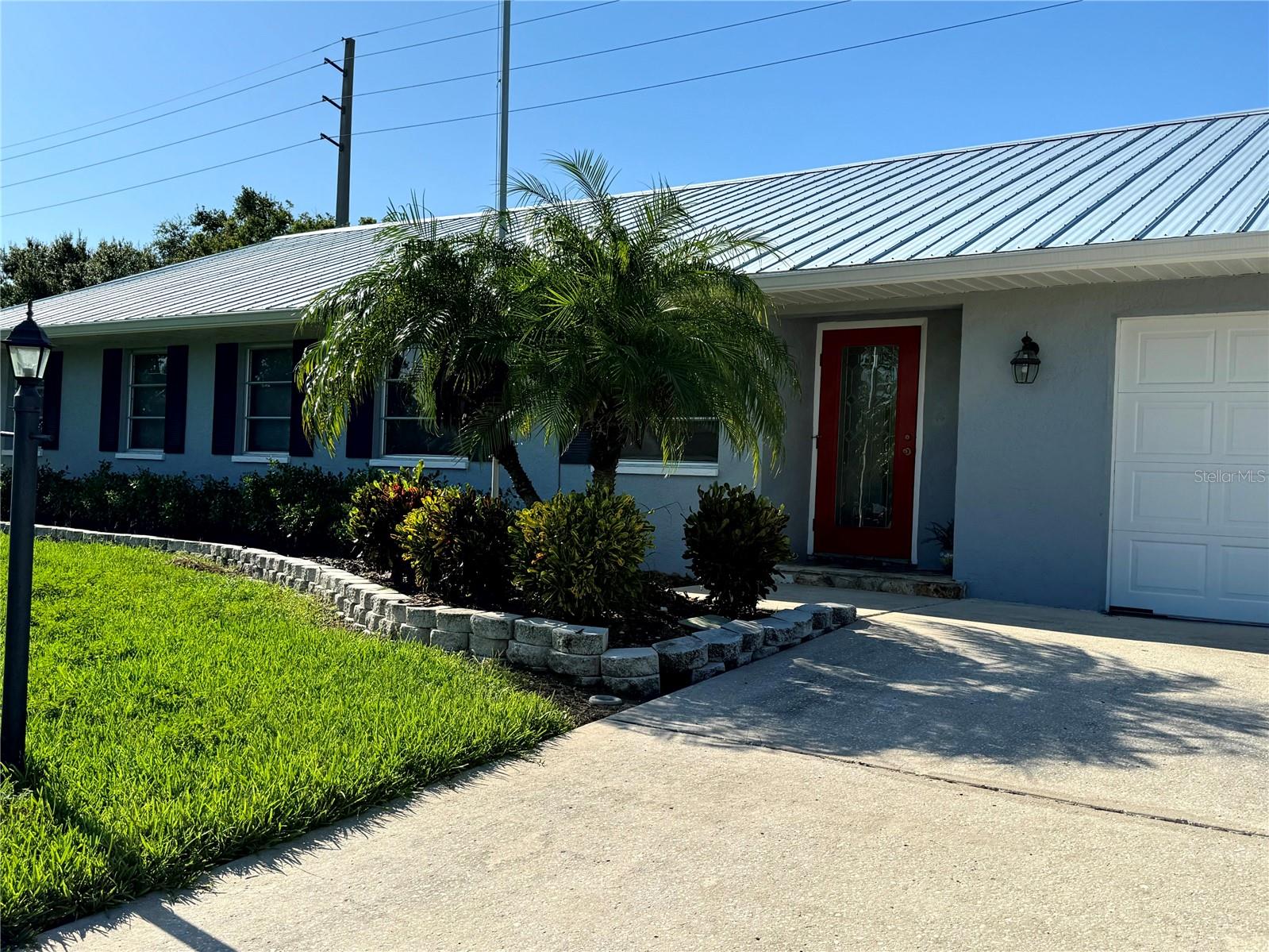Image 2 of 75 For 5608 43rd Avenue E