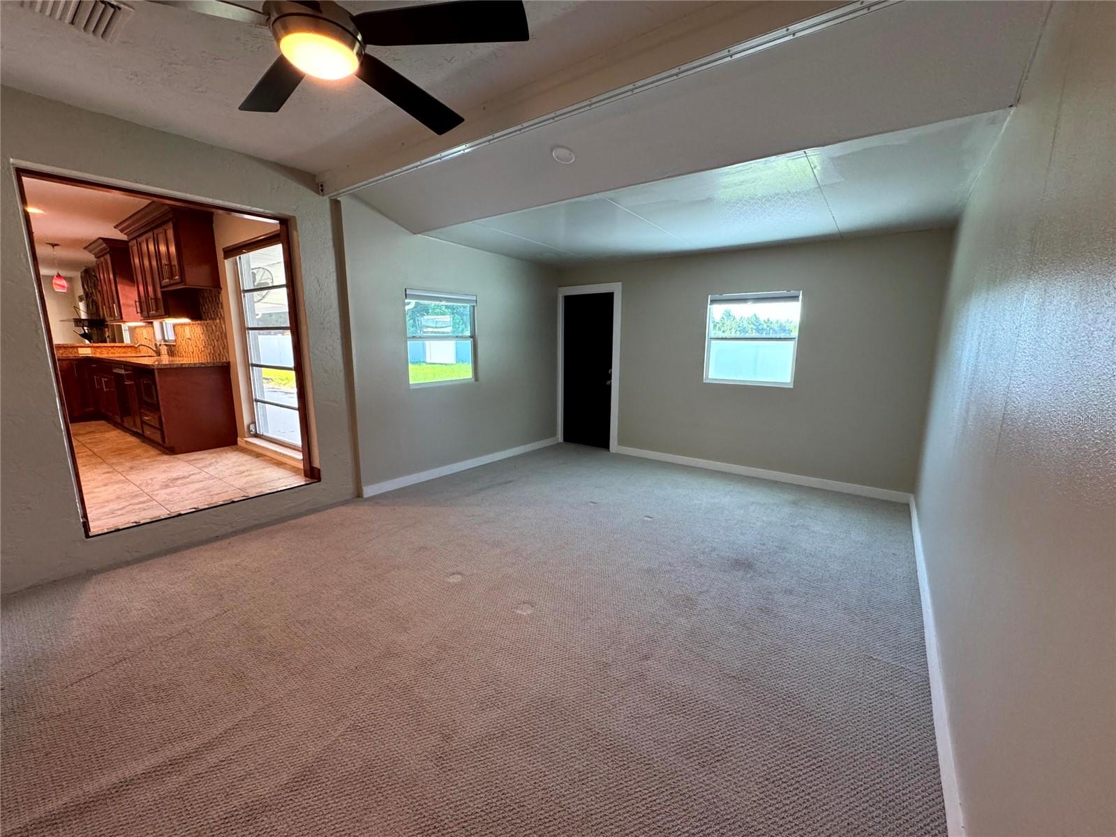 Image 21 of 75 For 5608 43rd Avenue E