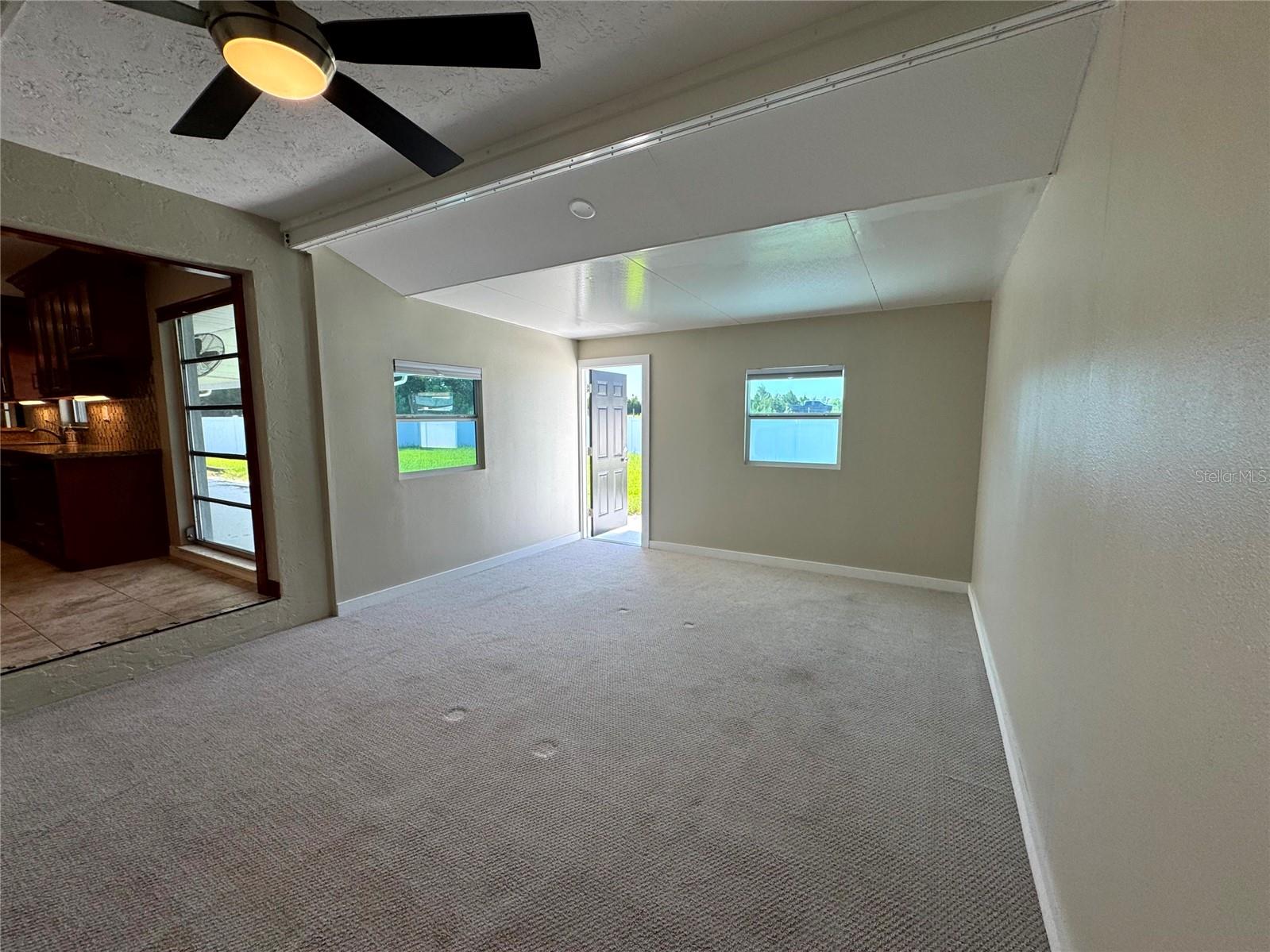 Image 53 of 75 For 5608 43rd Avenue E